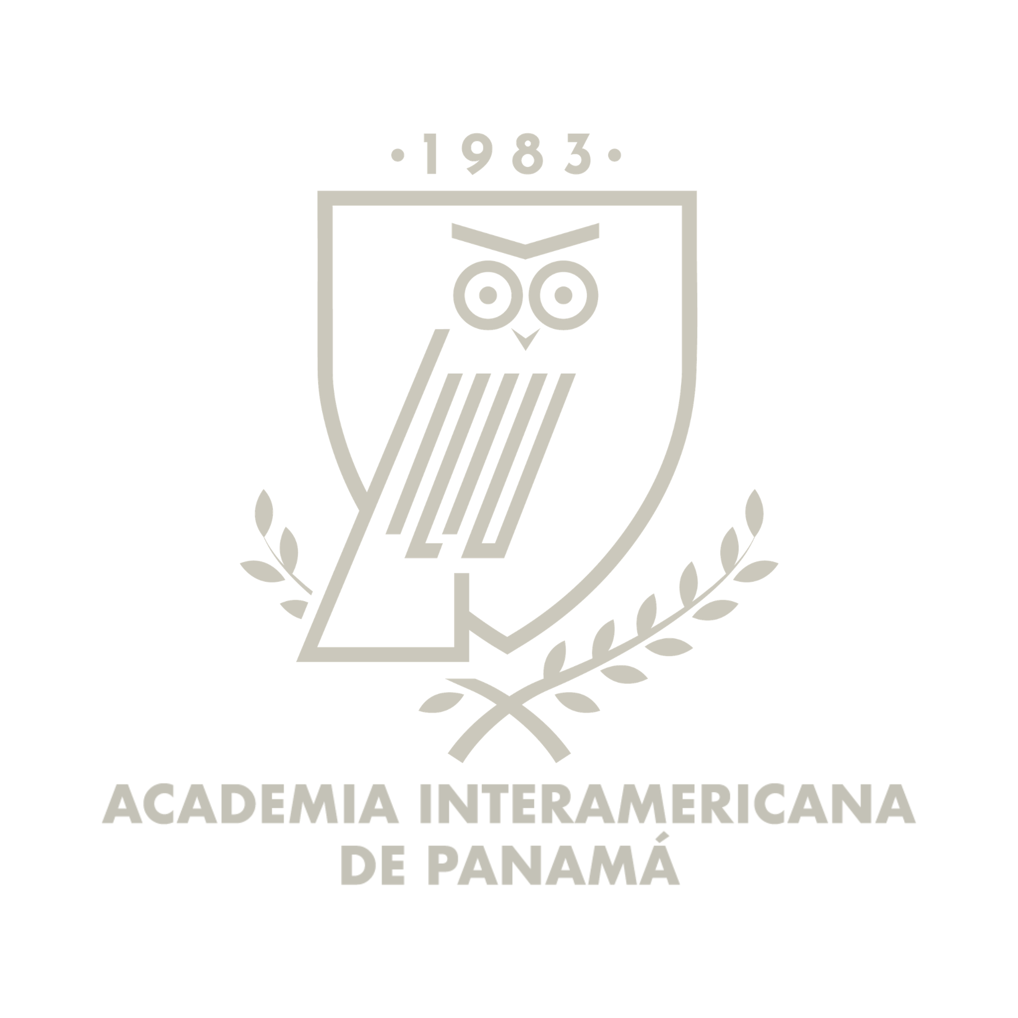 Logotipo de Academia Interamericana de Panamá, con ilustración minimalista de una lechuza dentro de un escudo, con el año 1983 arriba, rodeada de ramas de laurel.