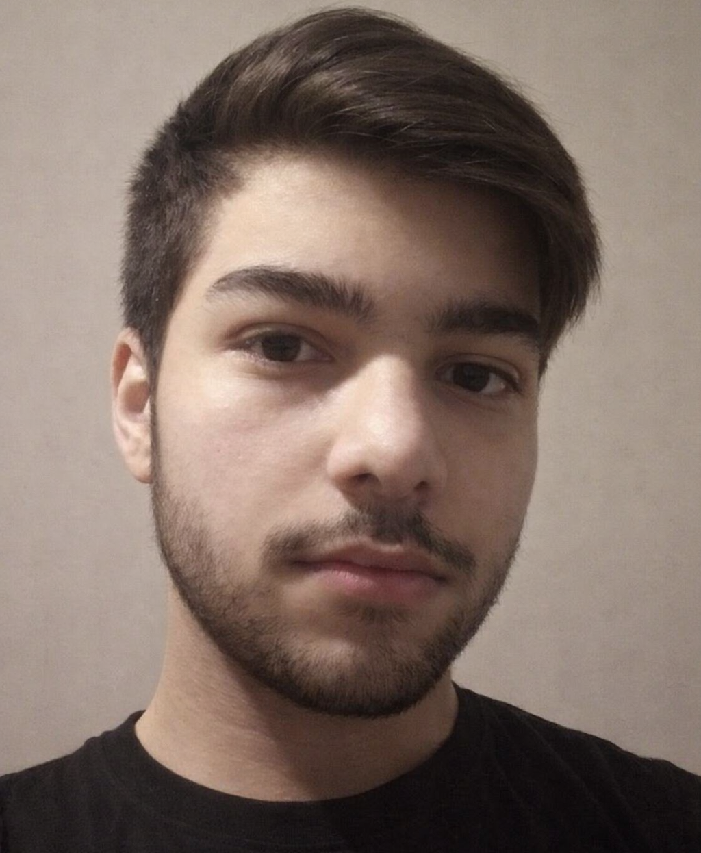Arda Keskinçelik is a software developer and technology enthusiast who focuses on building modern digital products and software tools. He is the founder of GrowFire Studios, an independent software development studio dedicated to creating innovative