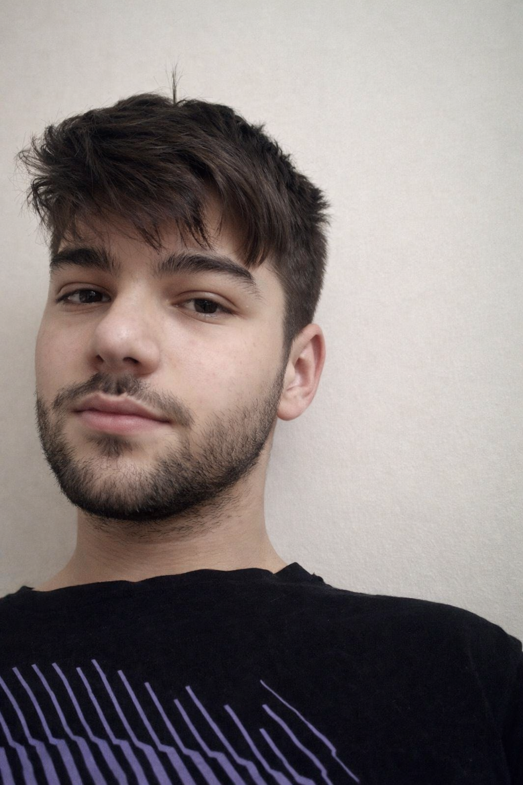 Arda Keskinçelik is a software developer and technology enthusiast who focuses on building modern digital products and software tools. He is the founder of GrowFire Studios, an independent software development studio dedicated to creating innovative