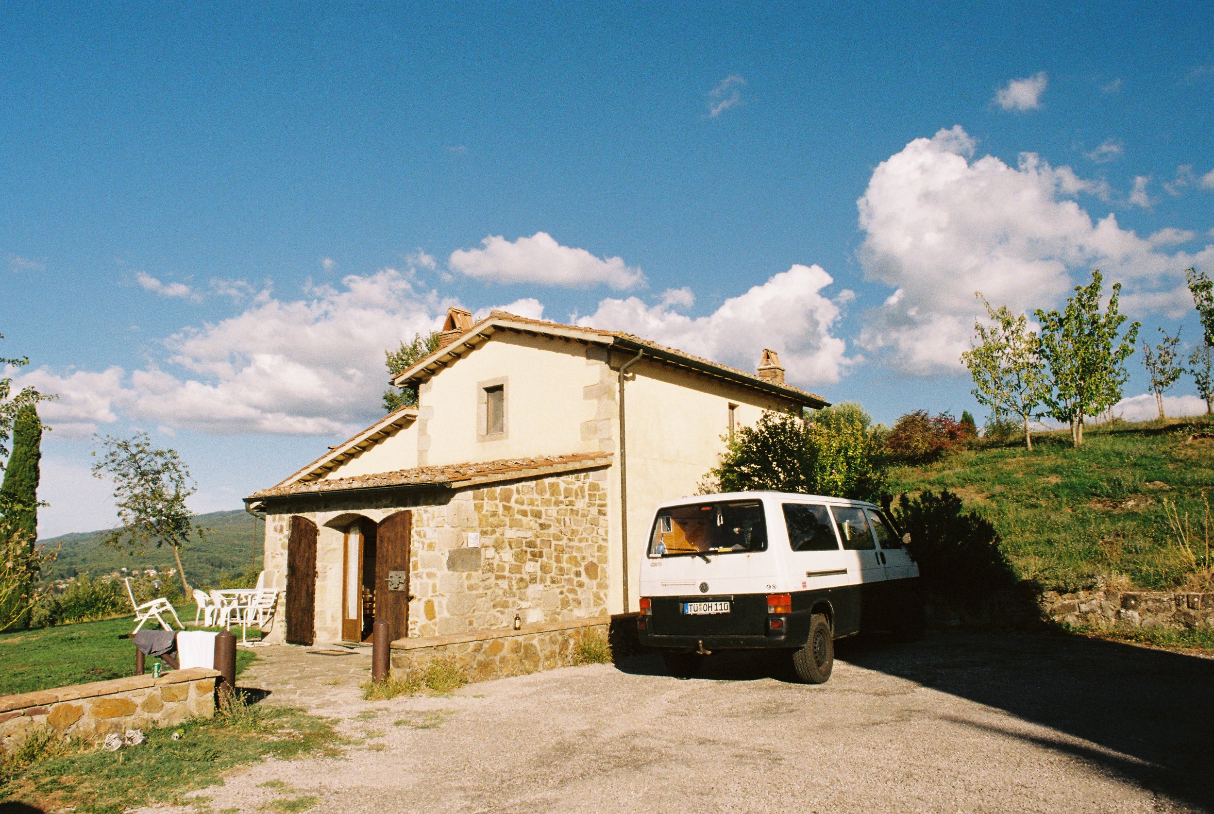 R1-02081-0030.jpg