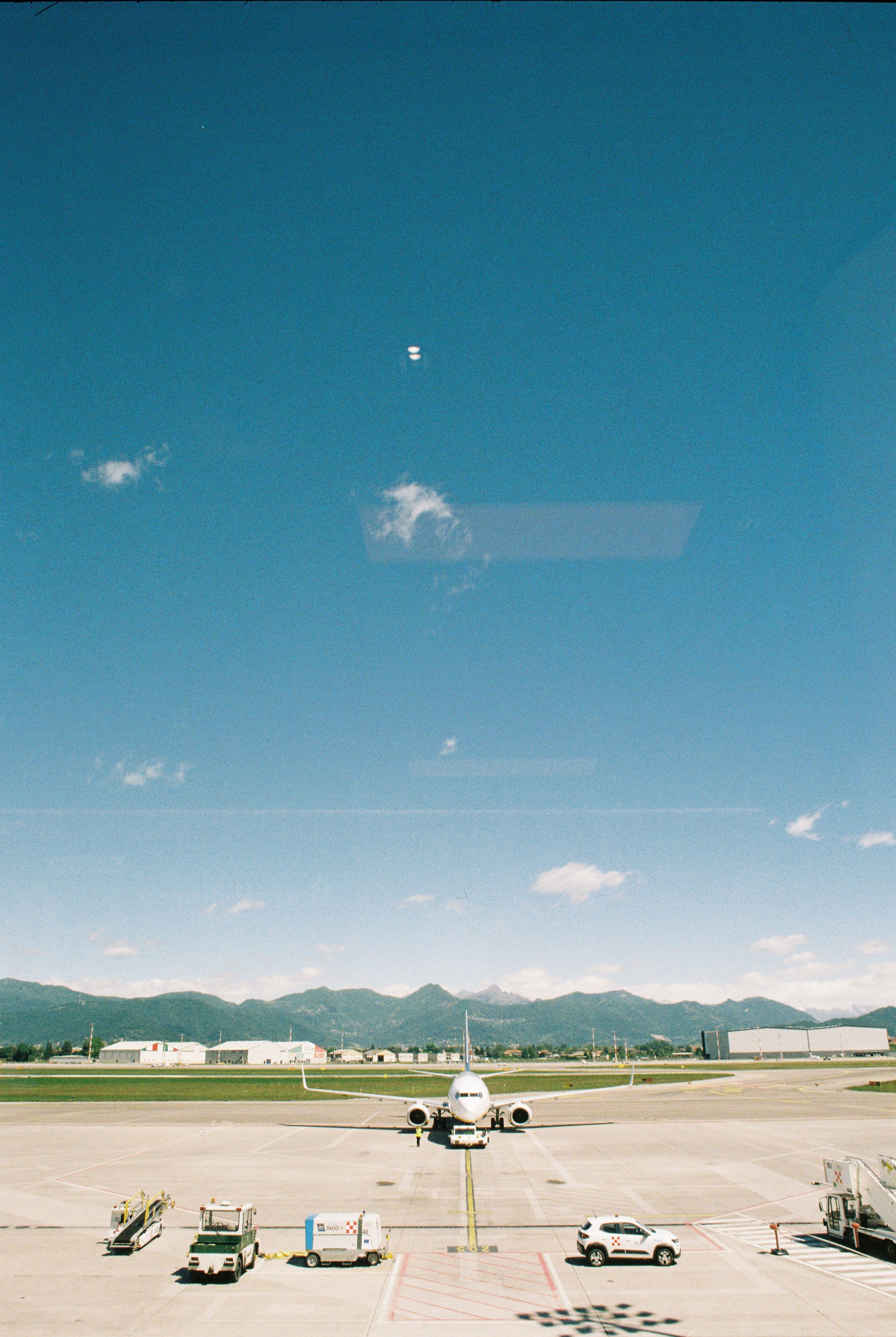 R1-09545-0001.jpg