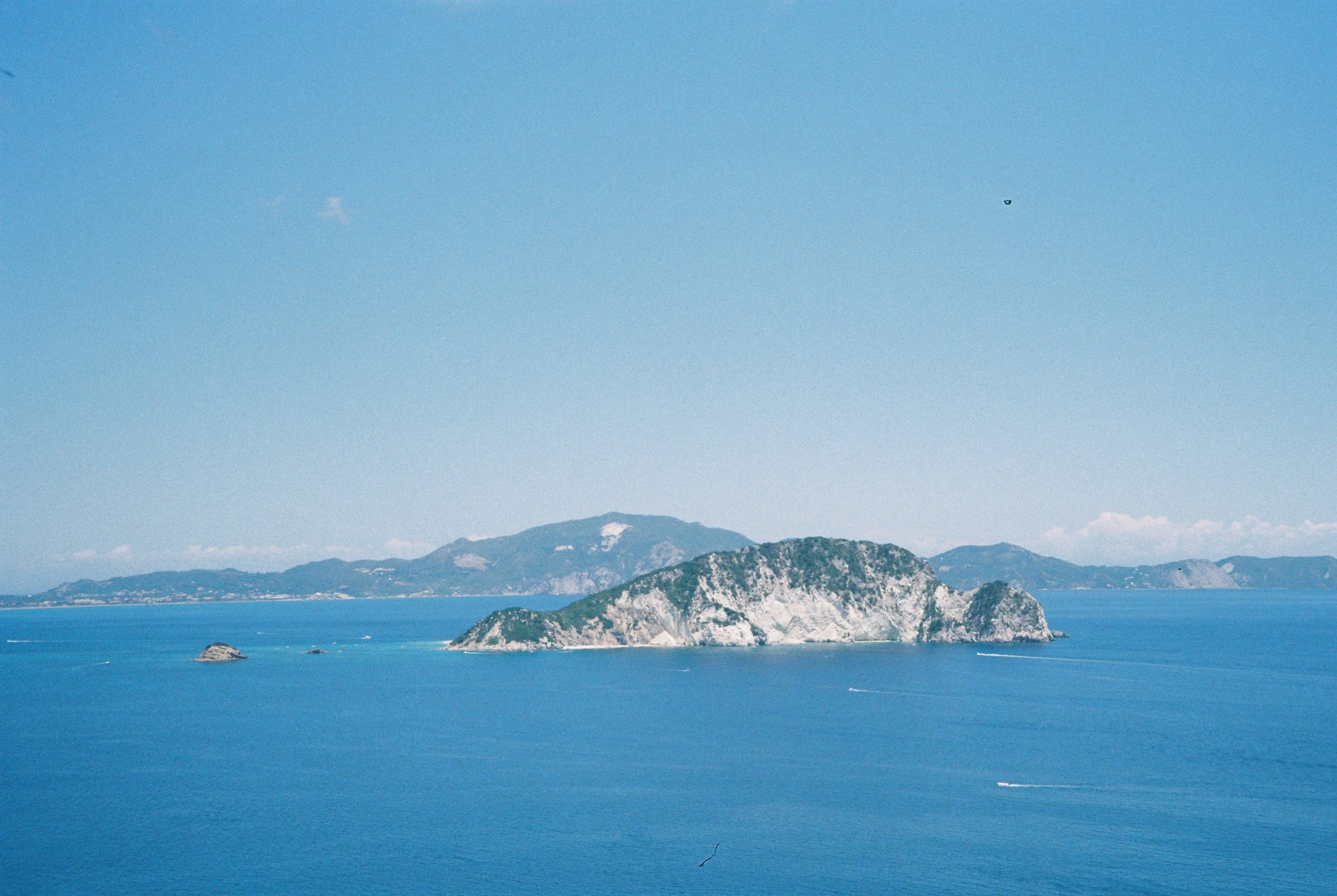 R1-09542-021A.jpg