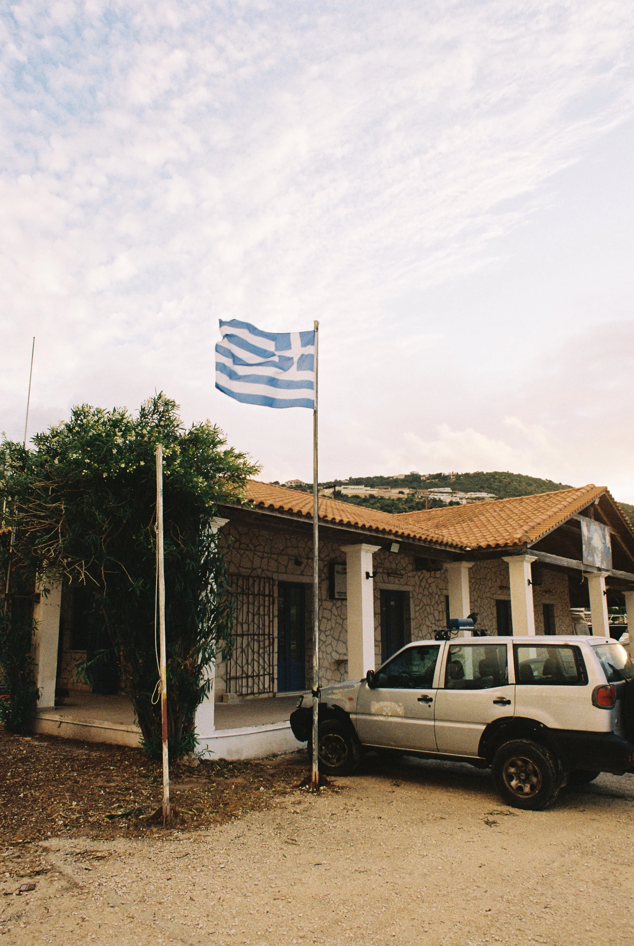 R1-09543-0015.jpg
