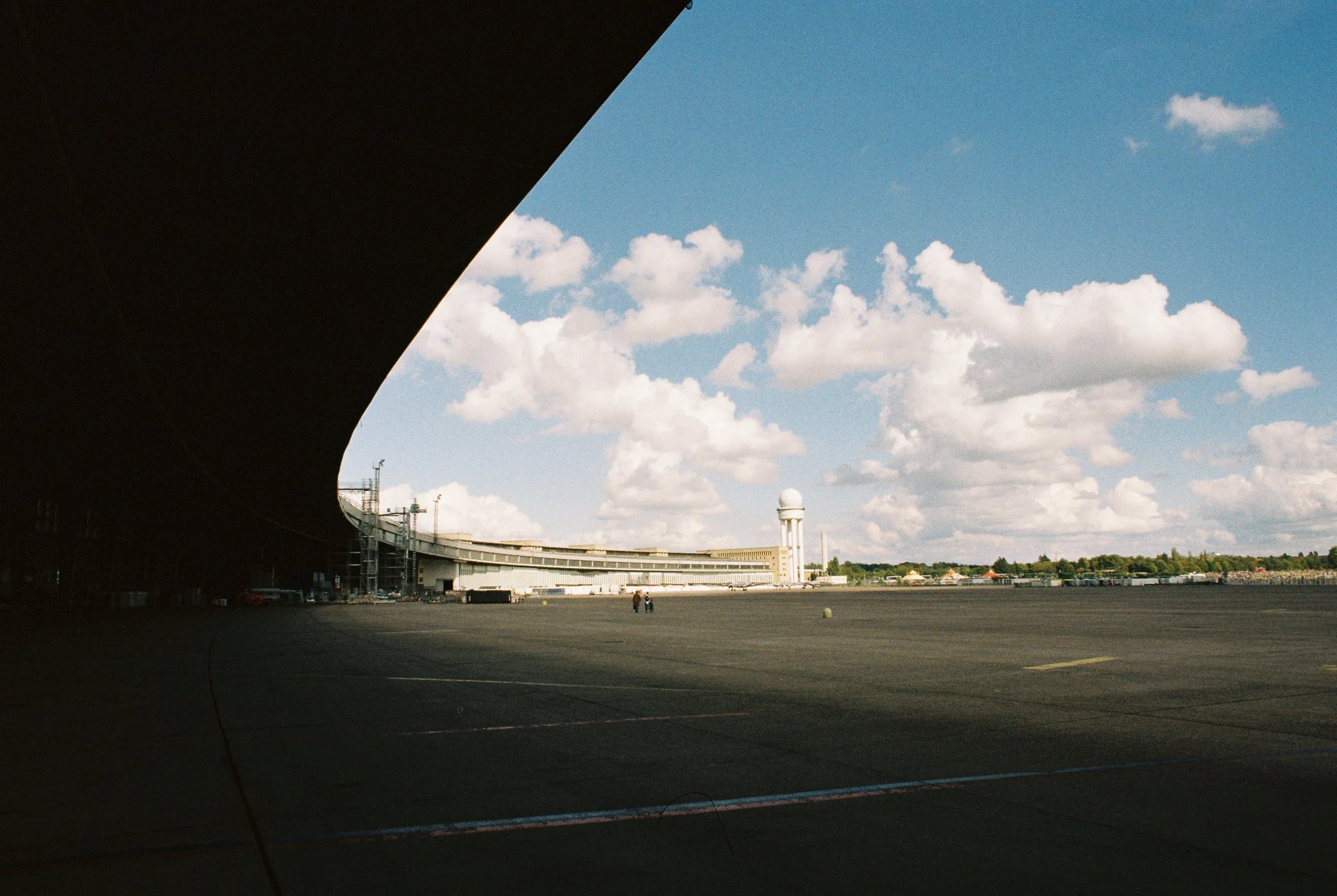R1-02081-0013.jpg