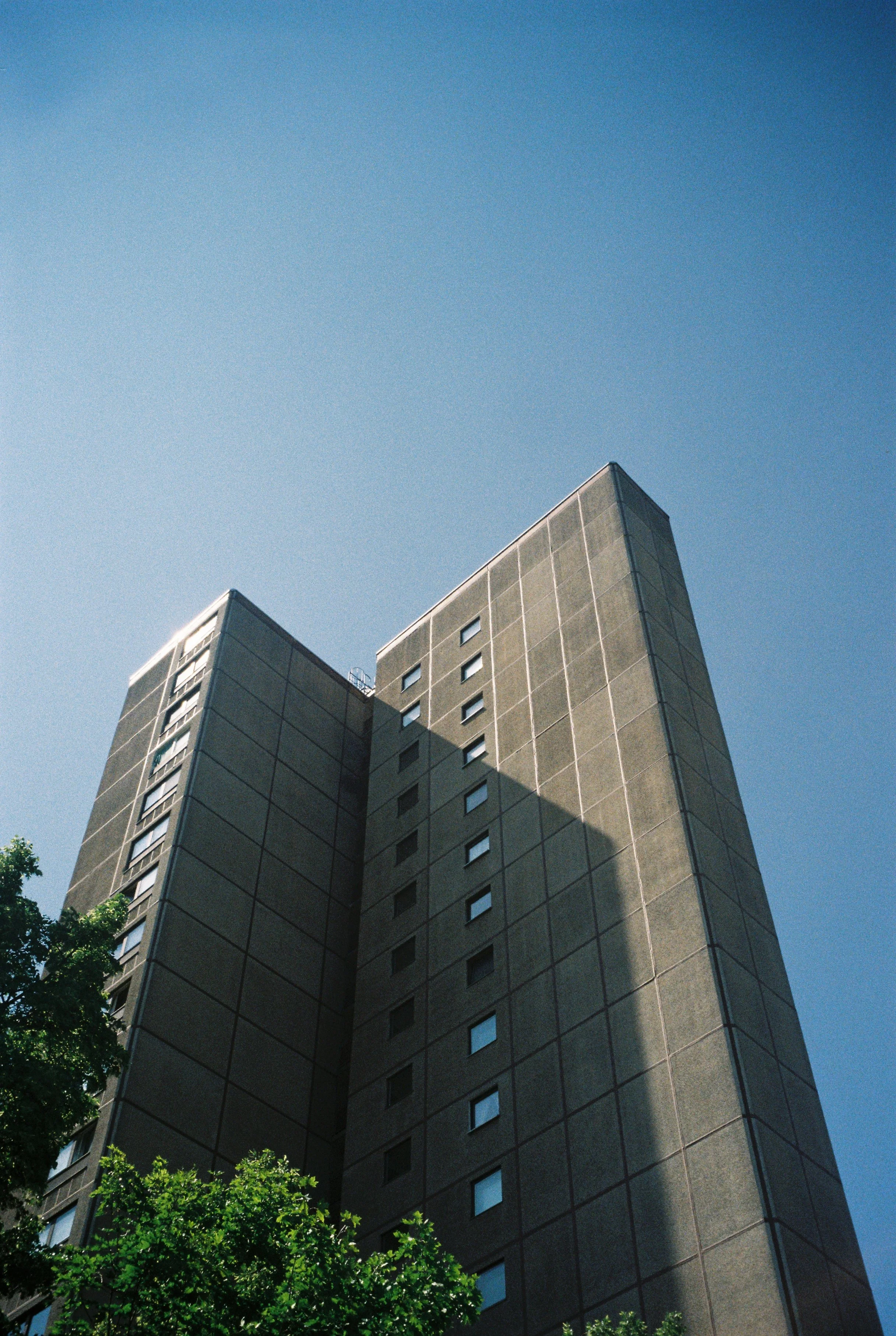 R1-08468-0009 1.jpg