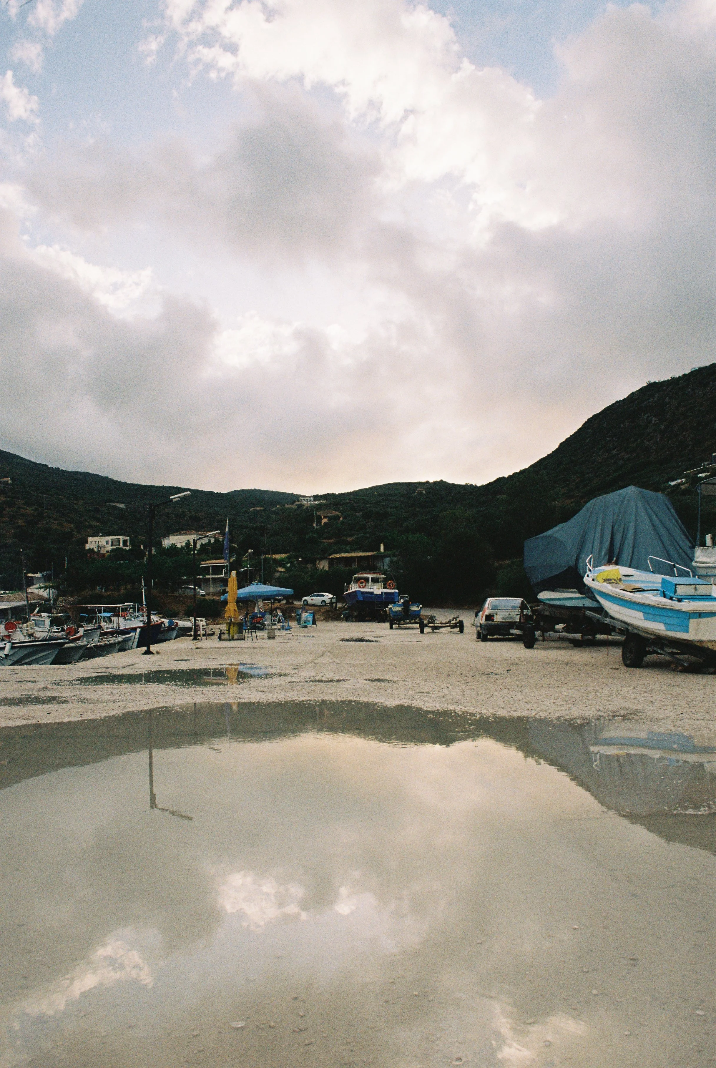 R1-09543-0014.jpg