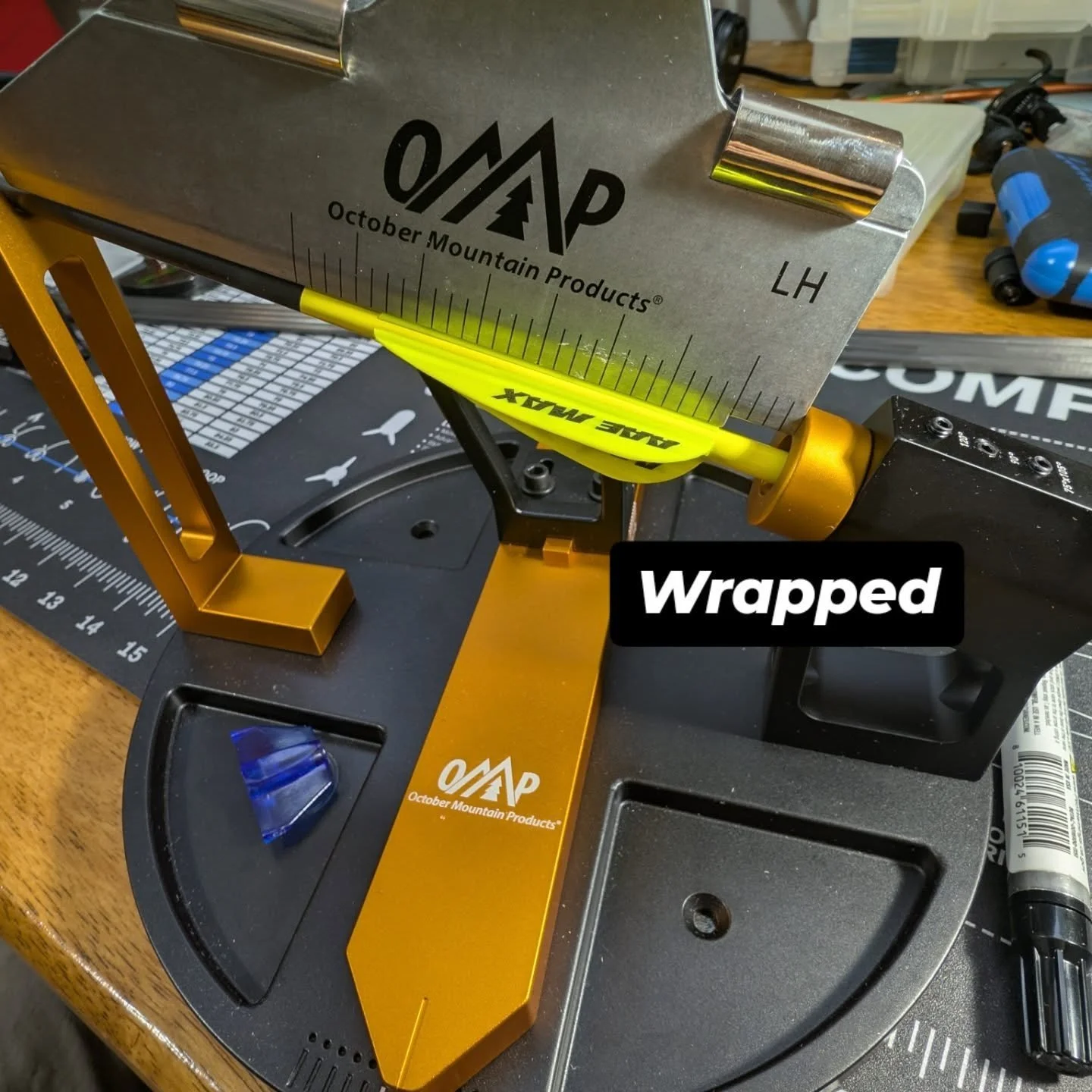 Wrapped vs. unwrapped &mdash; both get the job done, but they don&rsquo;t behave the same.

Wrap (photo 1):
Better visibility downrange and a clean surface to work on. When a vane gets damaged, you&rsquo;re not fighting the shaft&mdash;you&rsquo;re p