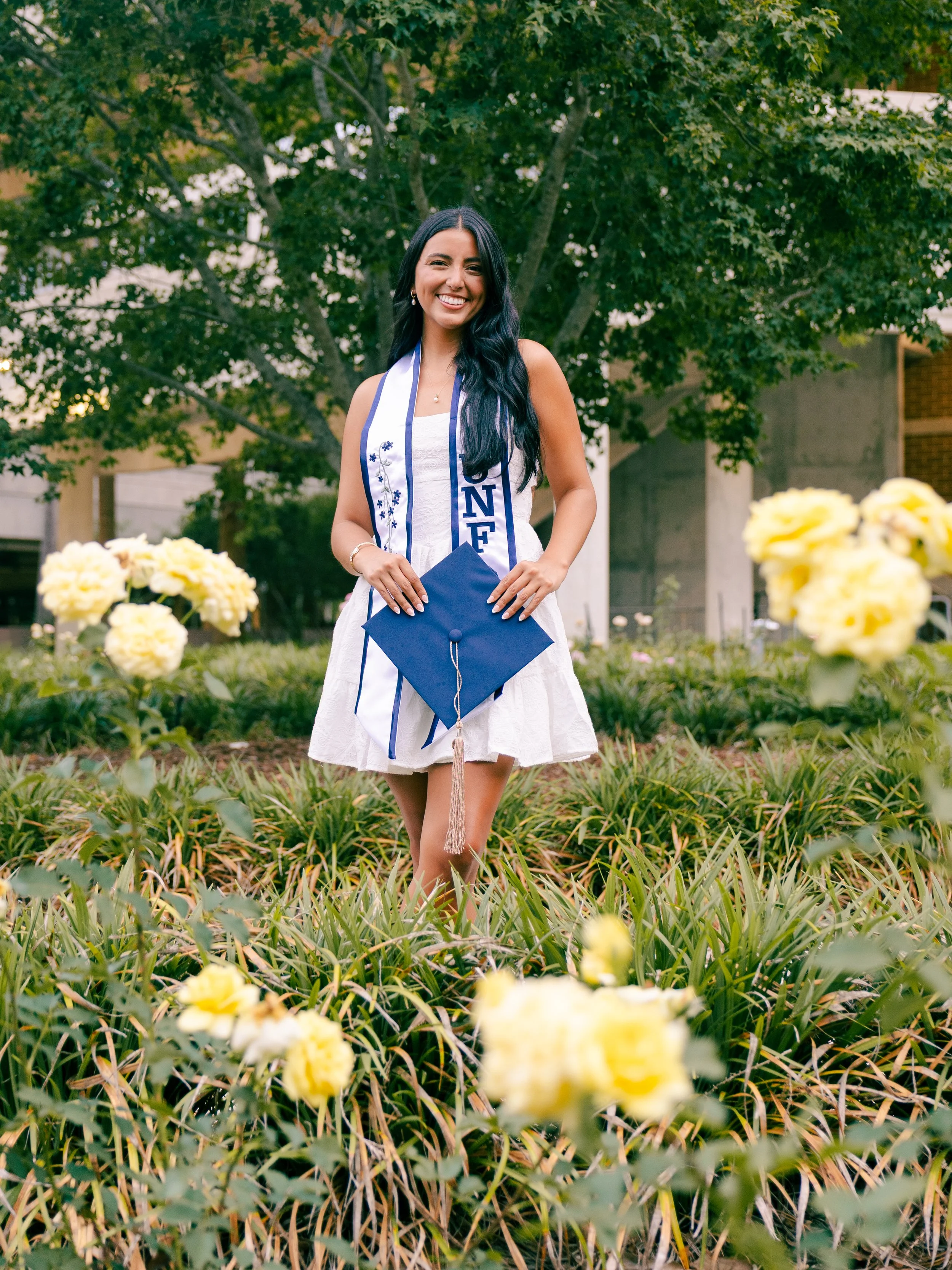 carlysirvenphotography-gabby-graduation-3.jpg