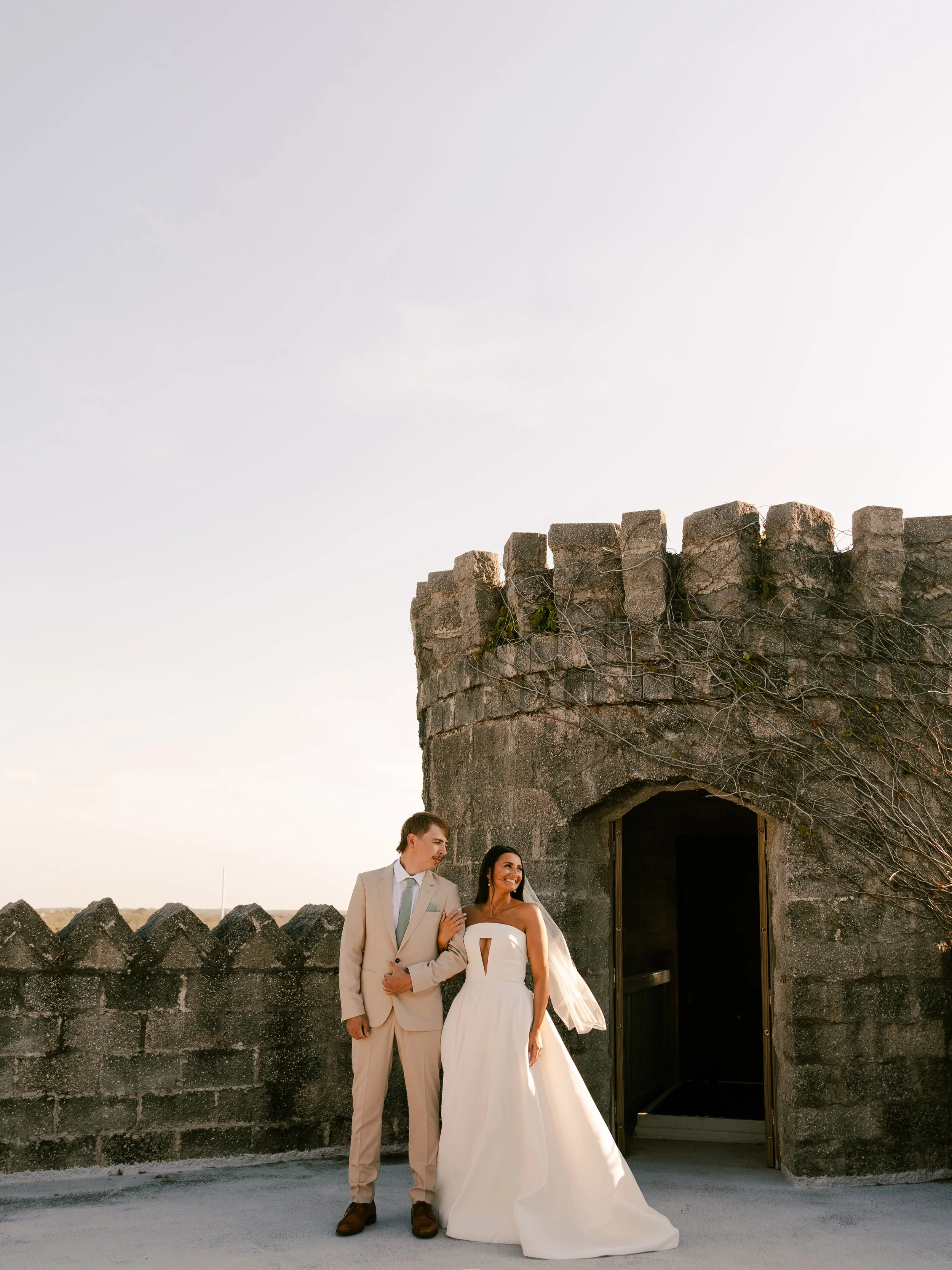 carlysirvenphotography-hannah&hunter-castle-otttis-elopement-staugustine-38.jpg