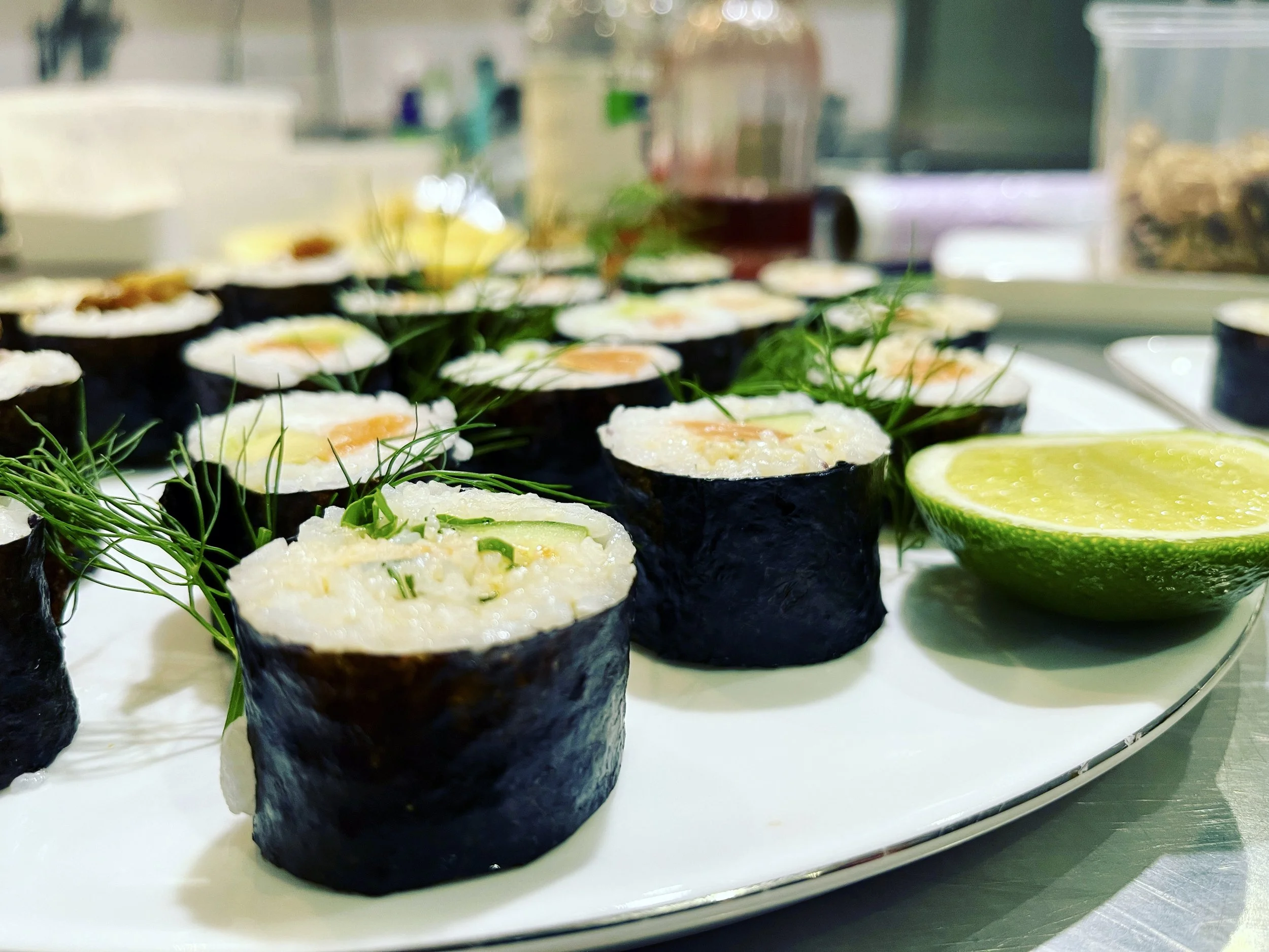 Chef privé Antoine Bonnet, Courchevel, Méribel, Saint Martin de Belleville, Val d’Isère, Alpe d’Huez, Saint-Tropez, Gordes, Saint-Rémy-de-Provence, Saint-Jean-Cap-Ferrat, Cap Ferret, Biarritz, Hossegor, Saint-Barthélemy, Dubai, Los Angeles, Miami.