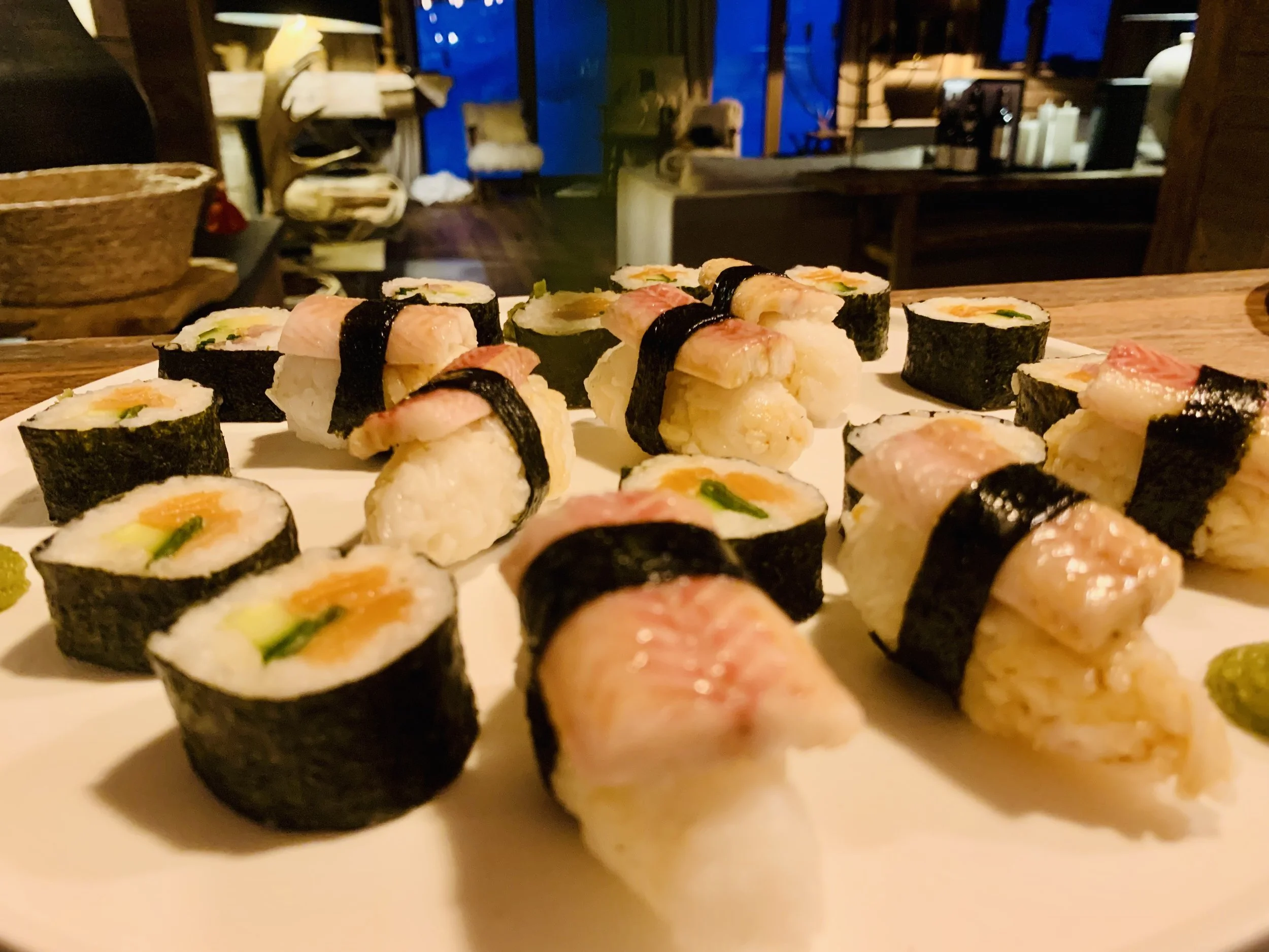 Chef privé Antoine Bonnet, Courchevel, Méribel, Saint Martin de Belleville, Val d’Isère, Alpe d’Huez, Saint-Tropez, Gordes, Saint-Rémy-de-Provence, Saint-Jean-Cap-Ferrat, Cap Ferret, Biarritz, Hossegor, Saint-Barthélemy, Dubai, Los Angeles, Miami.