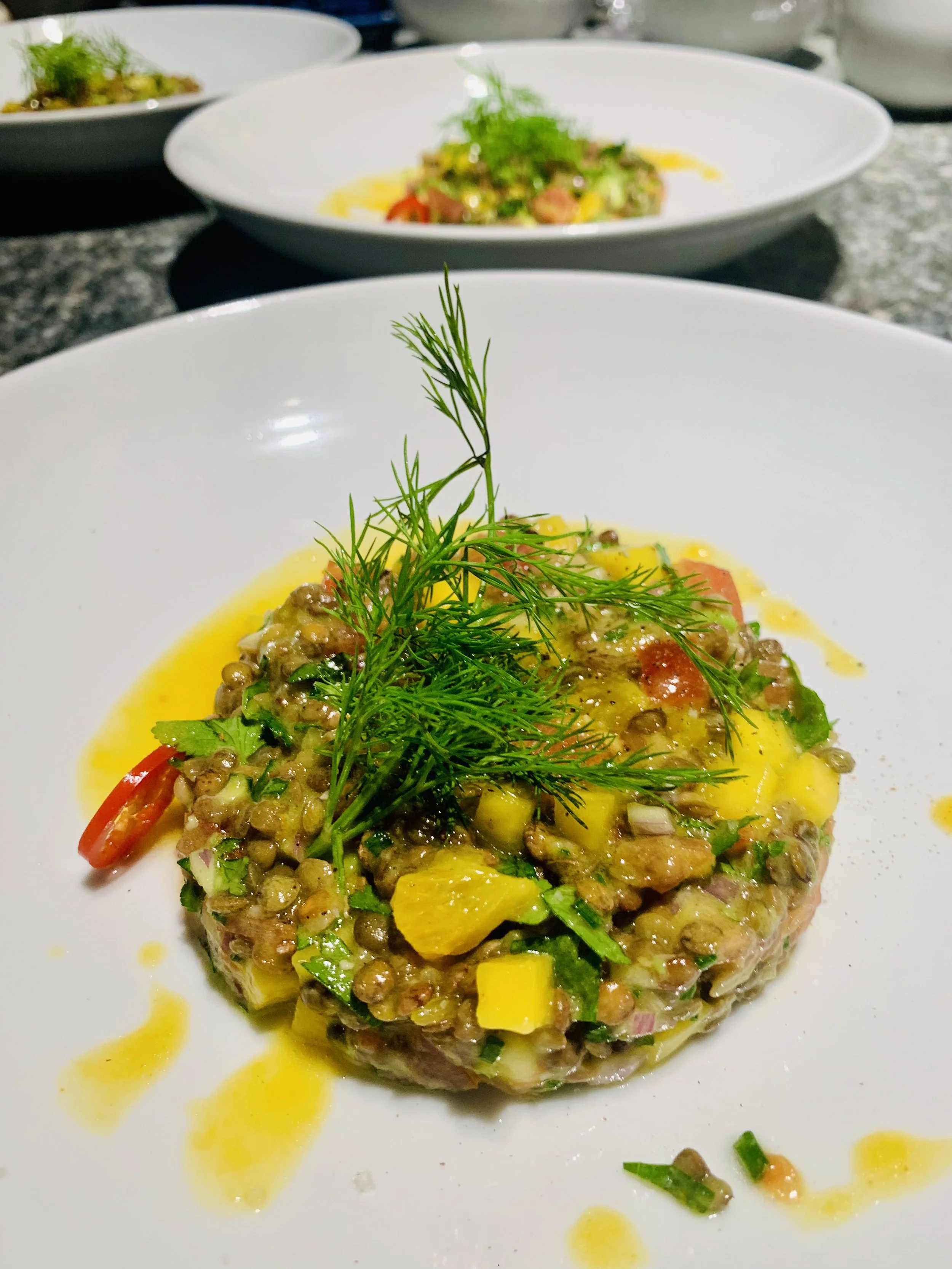 Chef privé Antoine Bonnet, Courchevel, Méribel, Saint Martin de Belleville, Val d’Isère, Alpe d’Huez, Saint-Tropez, Gordes, Saint-Rémy-de-Provence, Saint-Jean-Cap-Ferrat, Cap Ferret, Biarritz, Hossegor, Saint-Barthélemy, Dubai, Los Angeles, Miami.