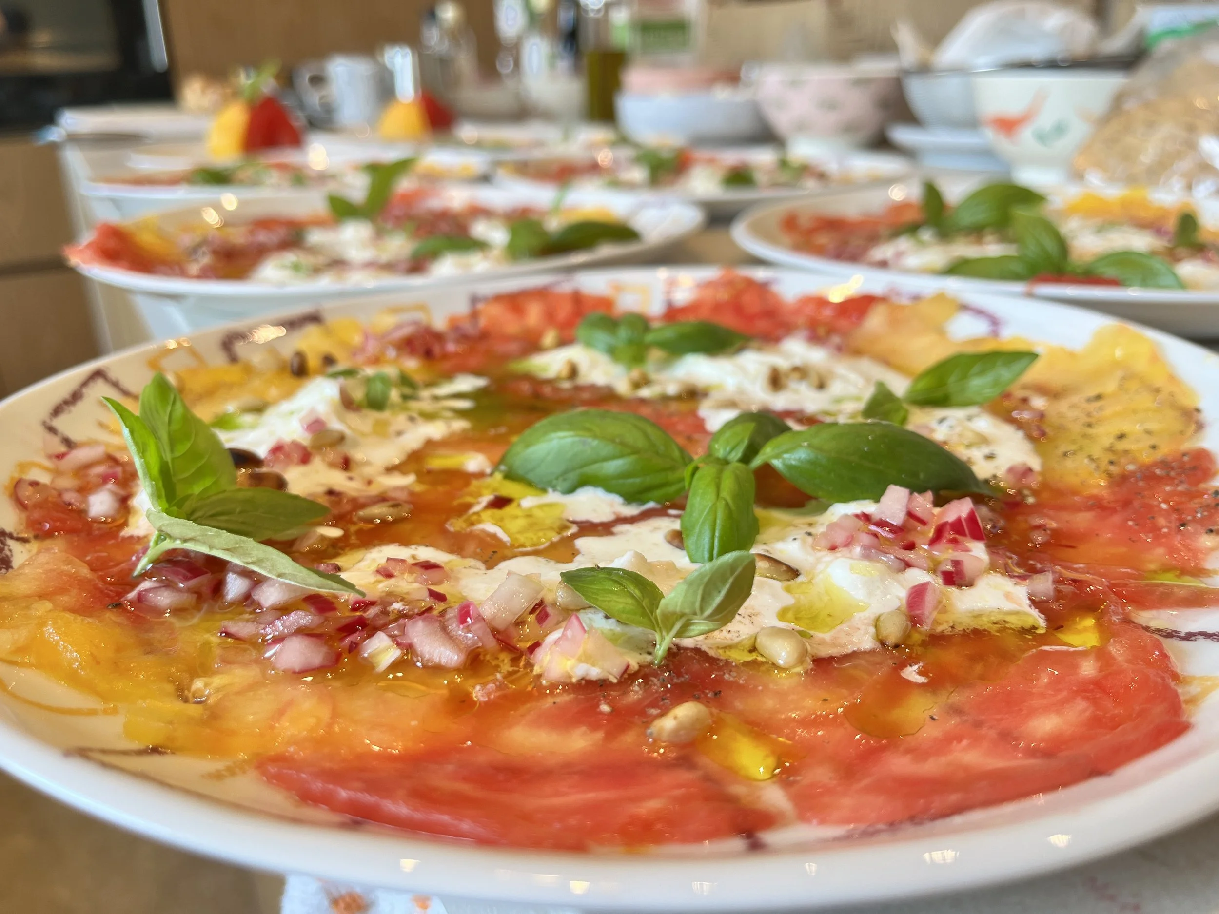 Chef privé Antoine Bonnet, Courchevel, Méribel, Saint Martin de Belleville, Val d’Isère, Alpe d’Huez, Saint-Tropez, Gordes, Saint-Rémy-de-Provence, Saint-Jean-Cap-Ferrat, Cap Ferret, Biarritz, Hossegor, Saint-Barthélemy, Dubai, Los Angeles, Miami.