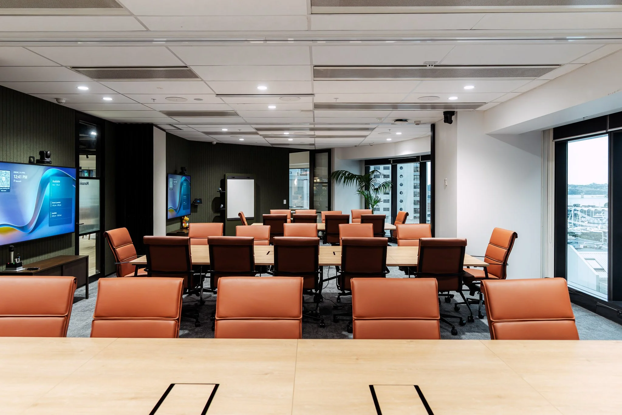 DSC05204Evolve Tech - Baker Tilly Staples Rodway - Workplace AV Fit-Out - Auckland.jpg