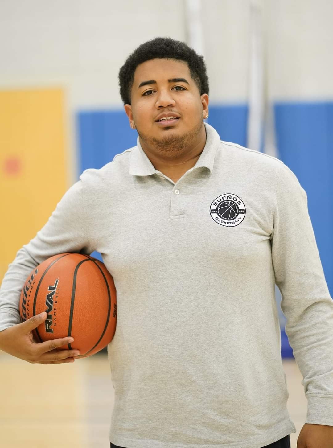  Suenos Basketball Coach