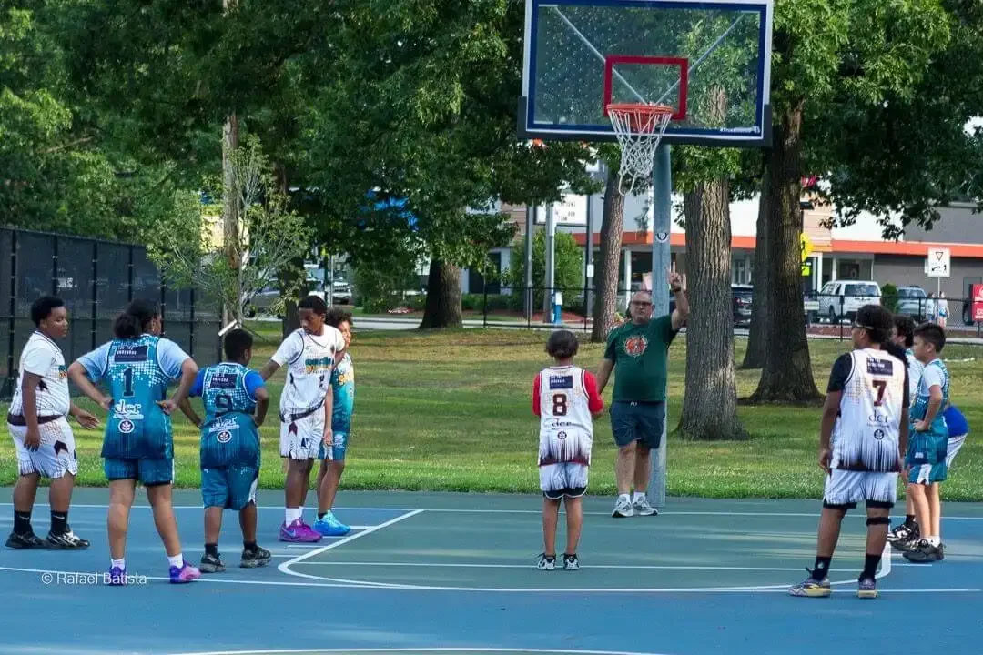 Suenos-Basketball-Summer-Program-2026-Pics-5.webp