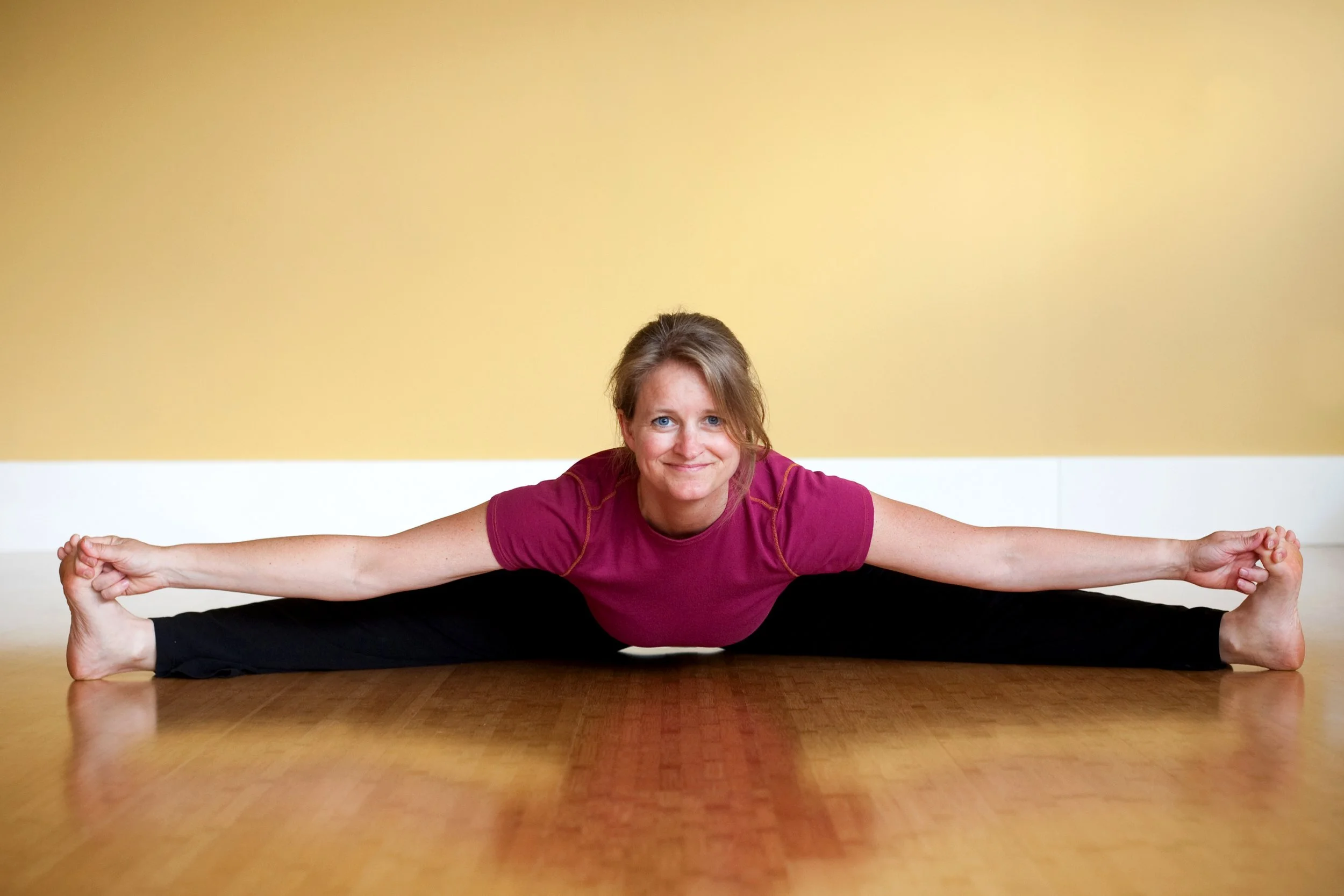yoga, prenatal yoga, mom and baby yoga, somatic movement, pregnancy exercise, postpartum exercise, mom and baby exercise