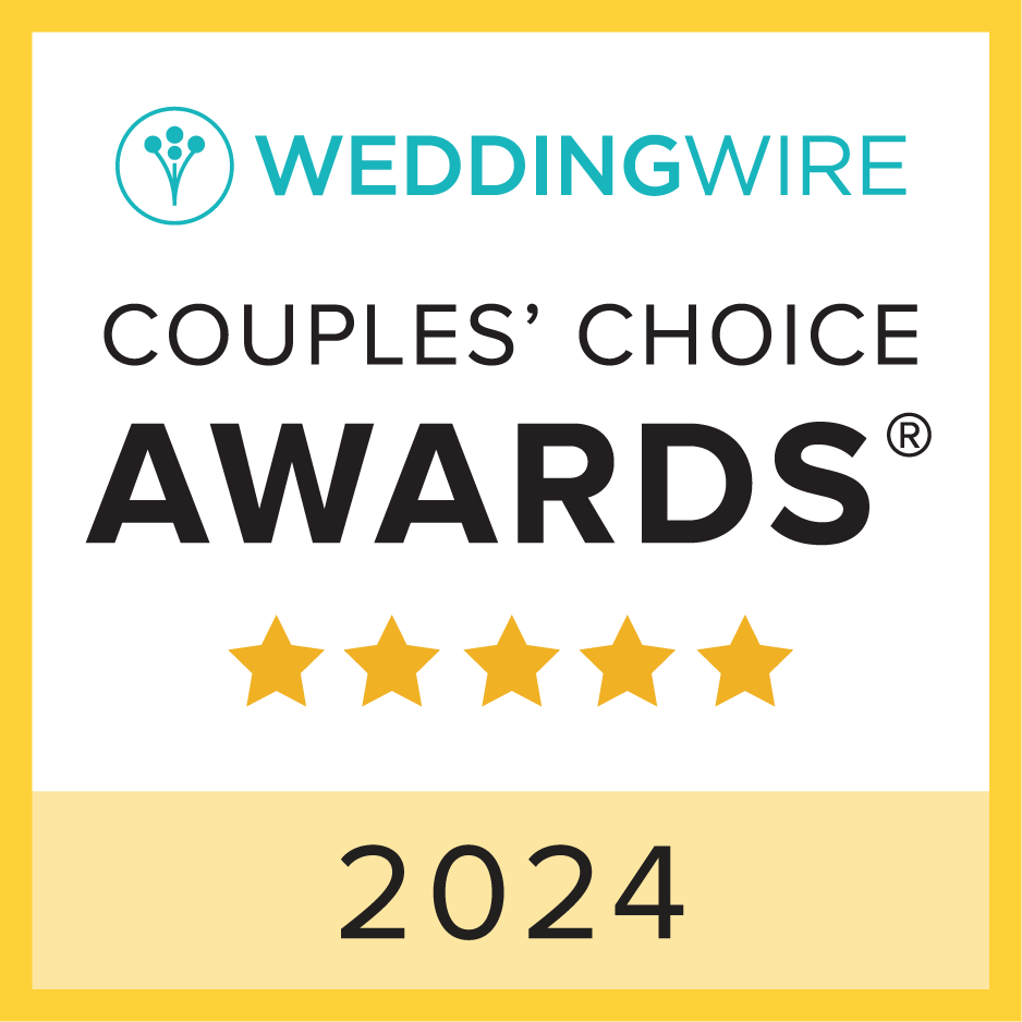 Badge for WeddingWire Couples' Choice Awards 2024 with five gold stars.
