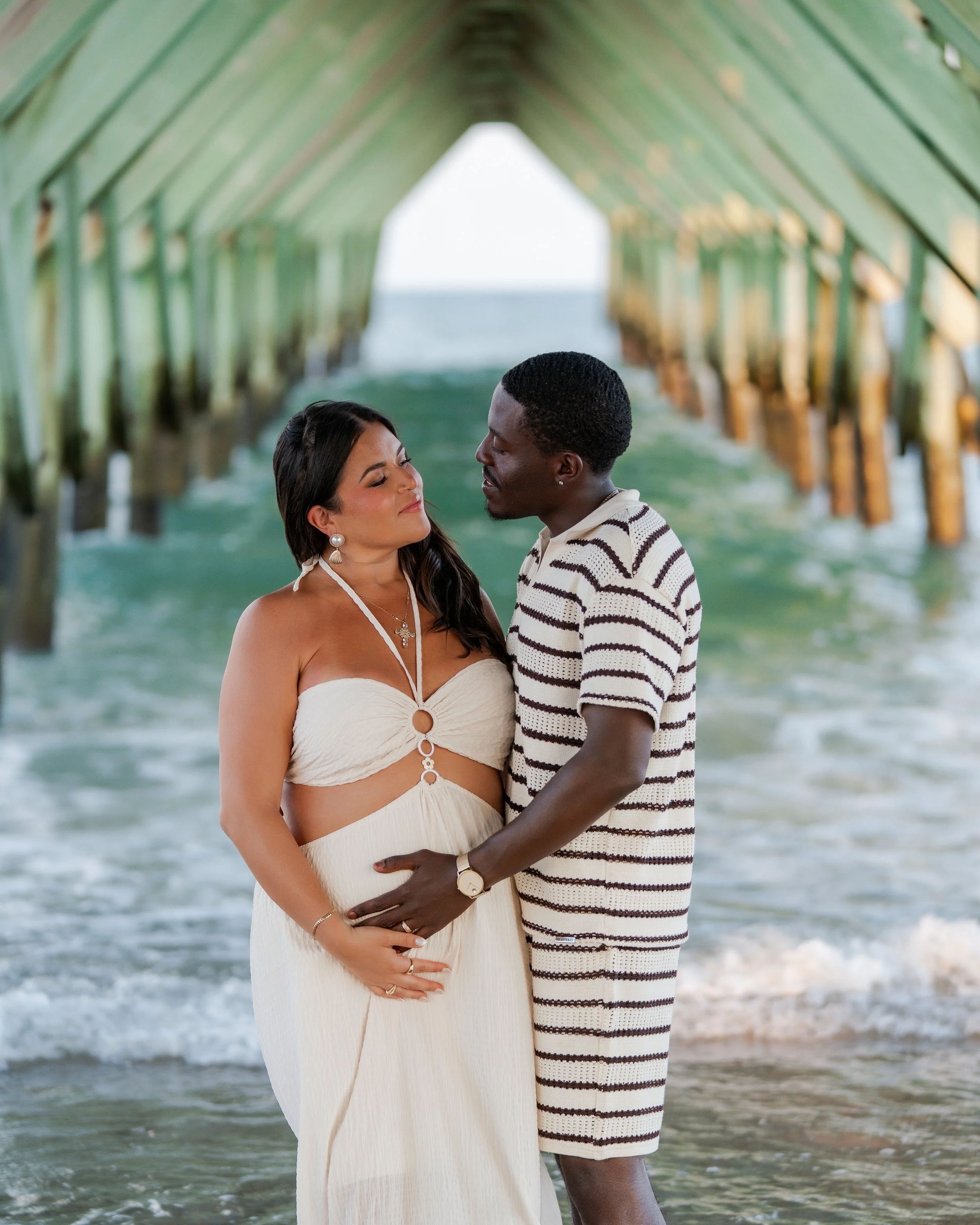 Engagement Photographer in Wilmington, North Carolina / Wilmington, NC photographer / proposal photographer in wilmington nc / proposal photographer wrightsville beach nc / couples photographer / maternity photographer / Wrightsville Beach NC / Carol