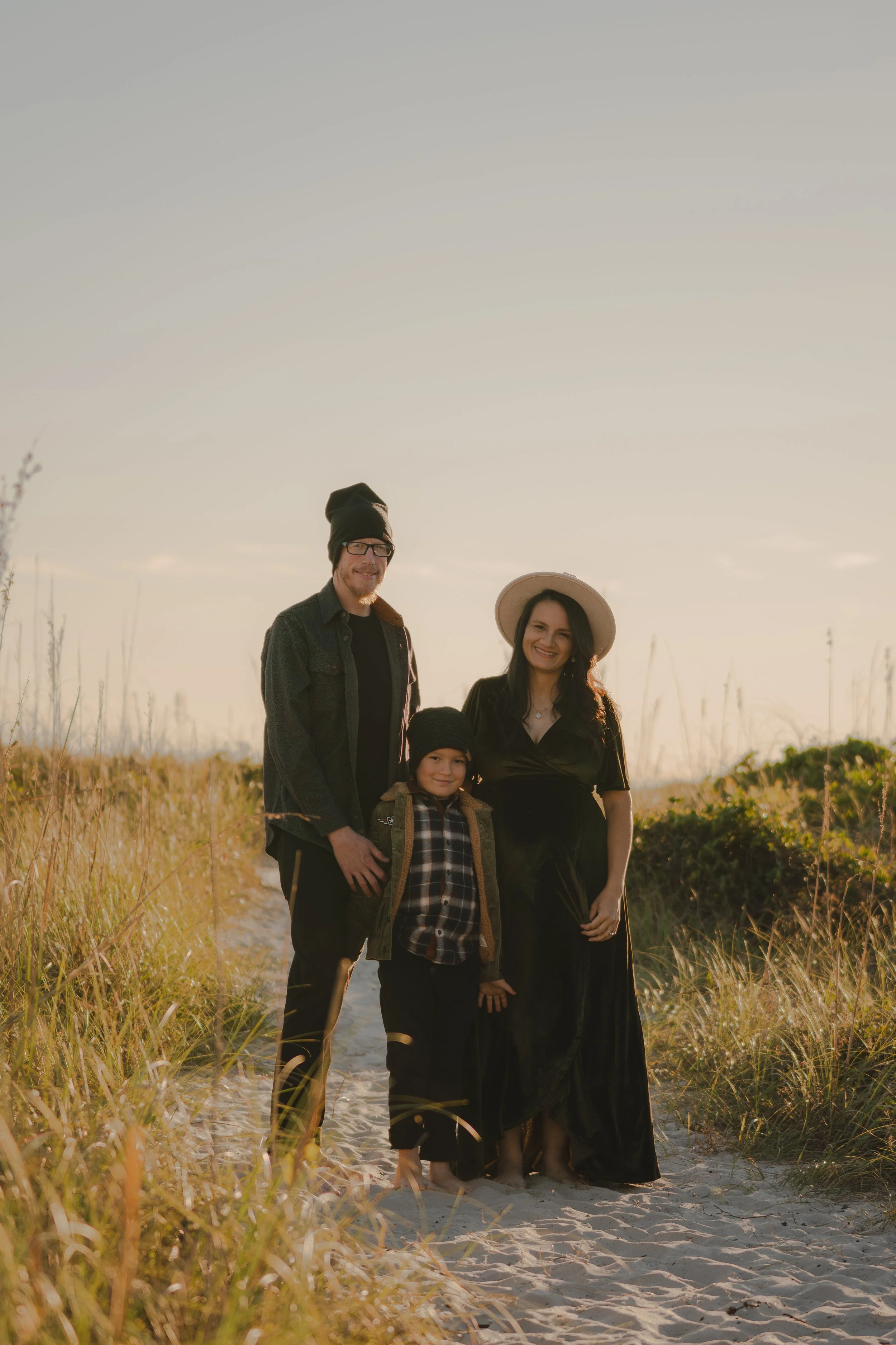 family maternity photoshoot at wrightsville beach, nc