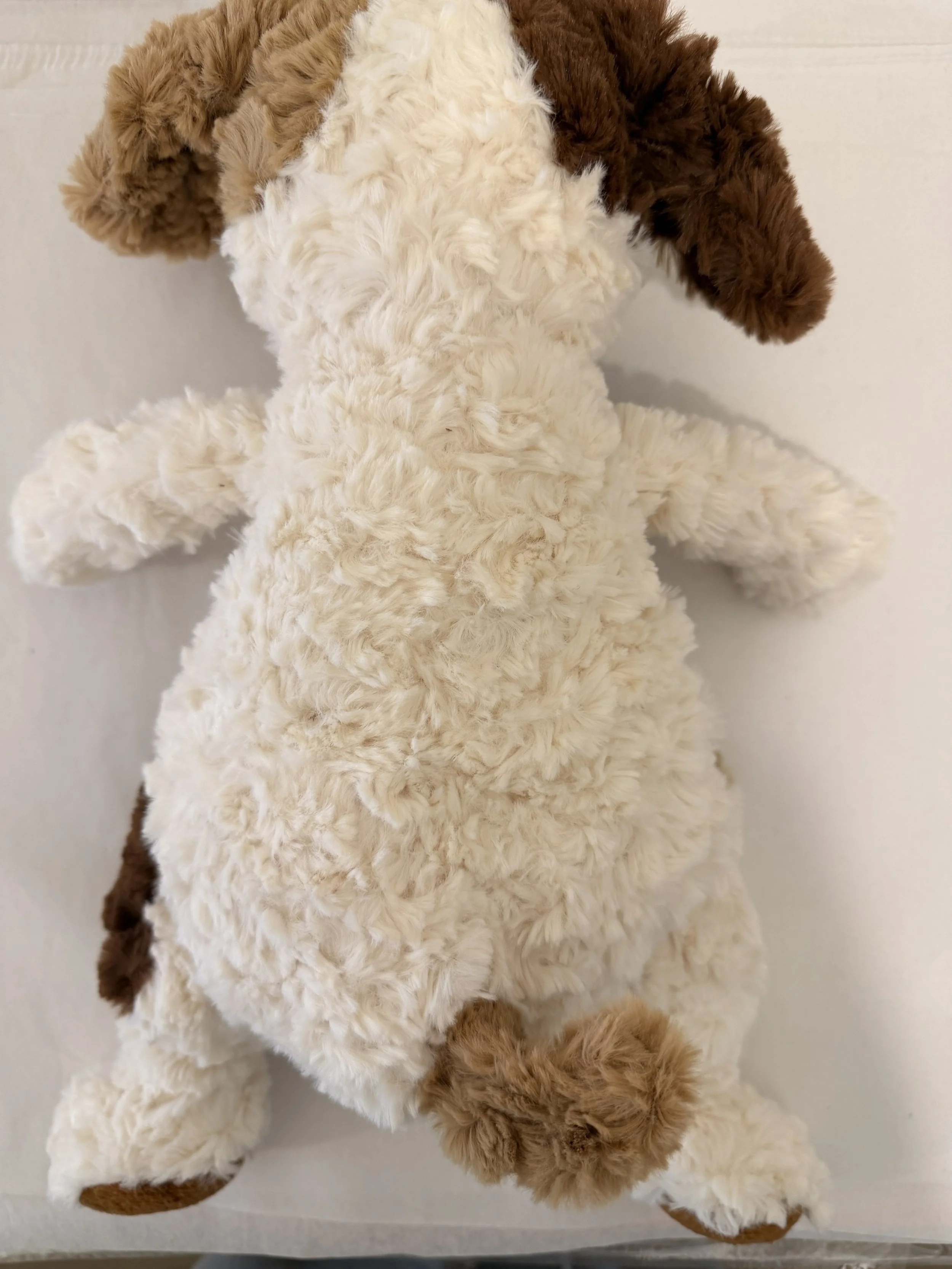 Back view of Mary Meyer's Snuggables Pup