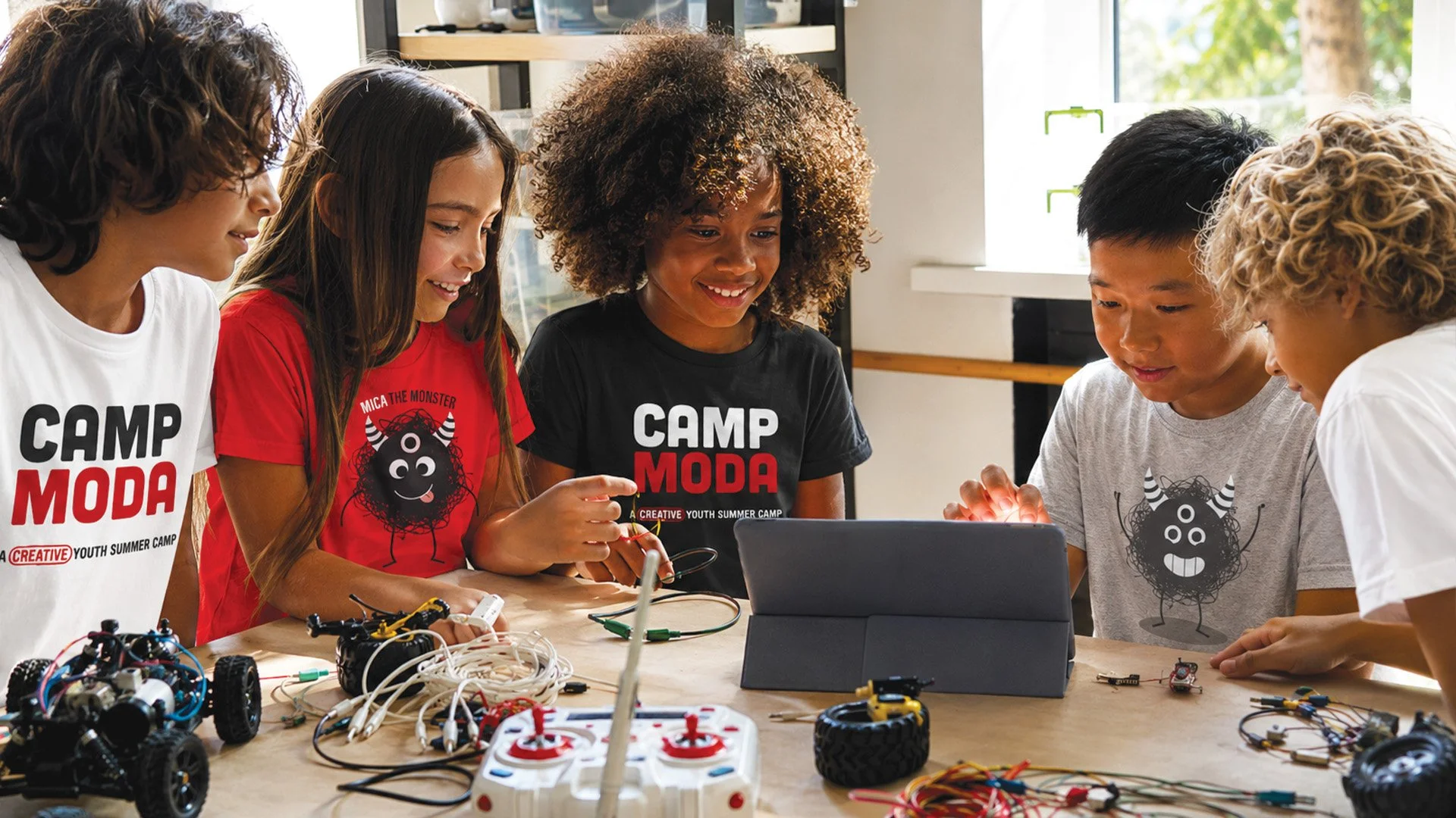 Camp-Moda_Kids-shirt-mockup.jpg