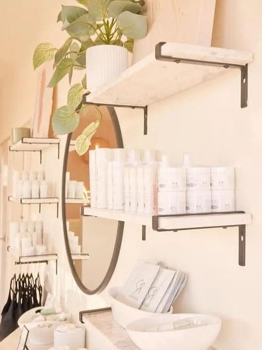 Our space is designed for deep relaxation, and hopefully a little inspiration too!  We love the #cleangirlaesthetic mixed with a little warm and cozy luxury for the perfect blend of &ldquo;right at home&rdquo; and &ldquo;ohhhhhhh this is special&rdqu