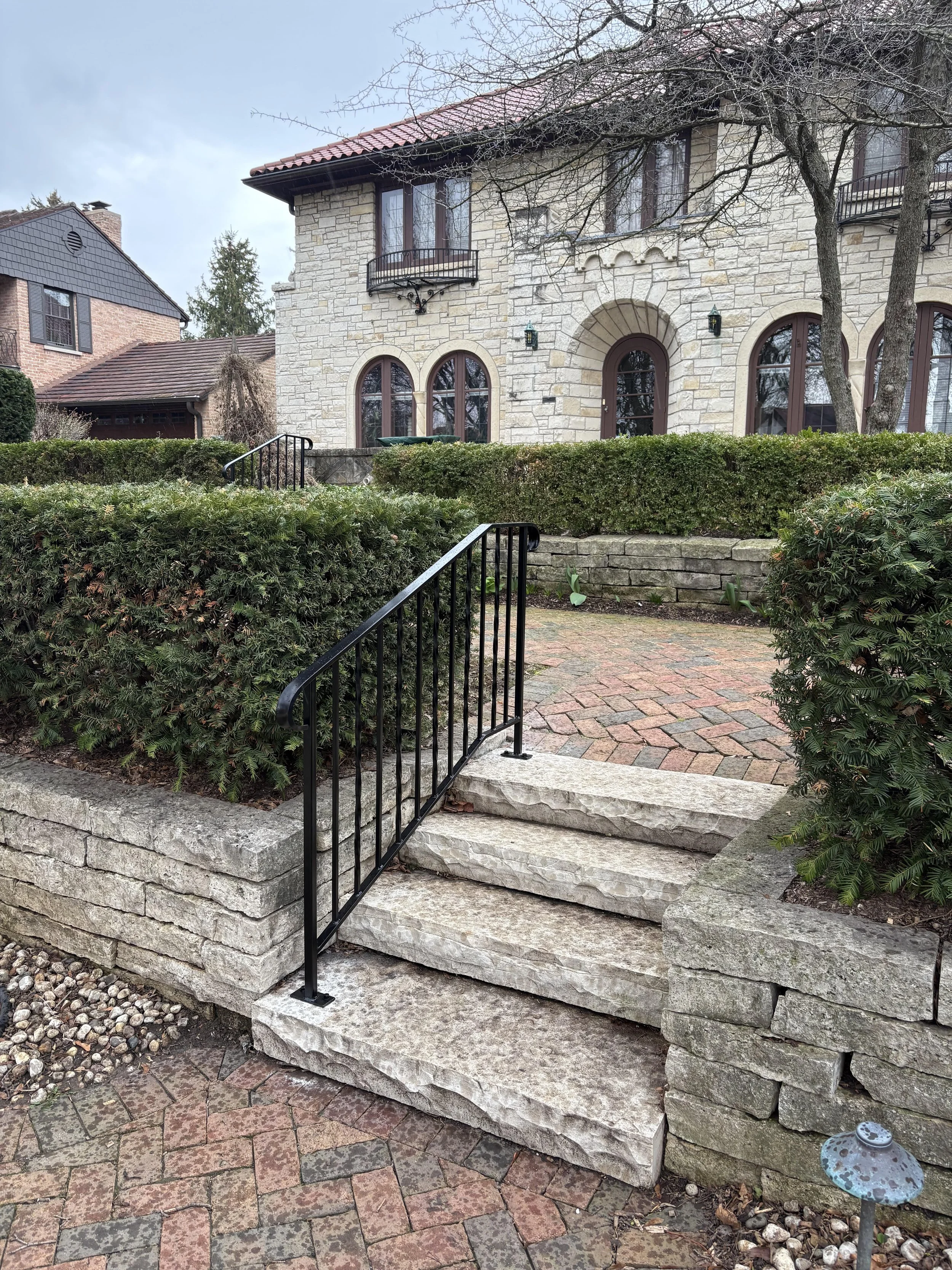 Loo Railing.jpg