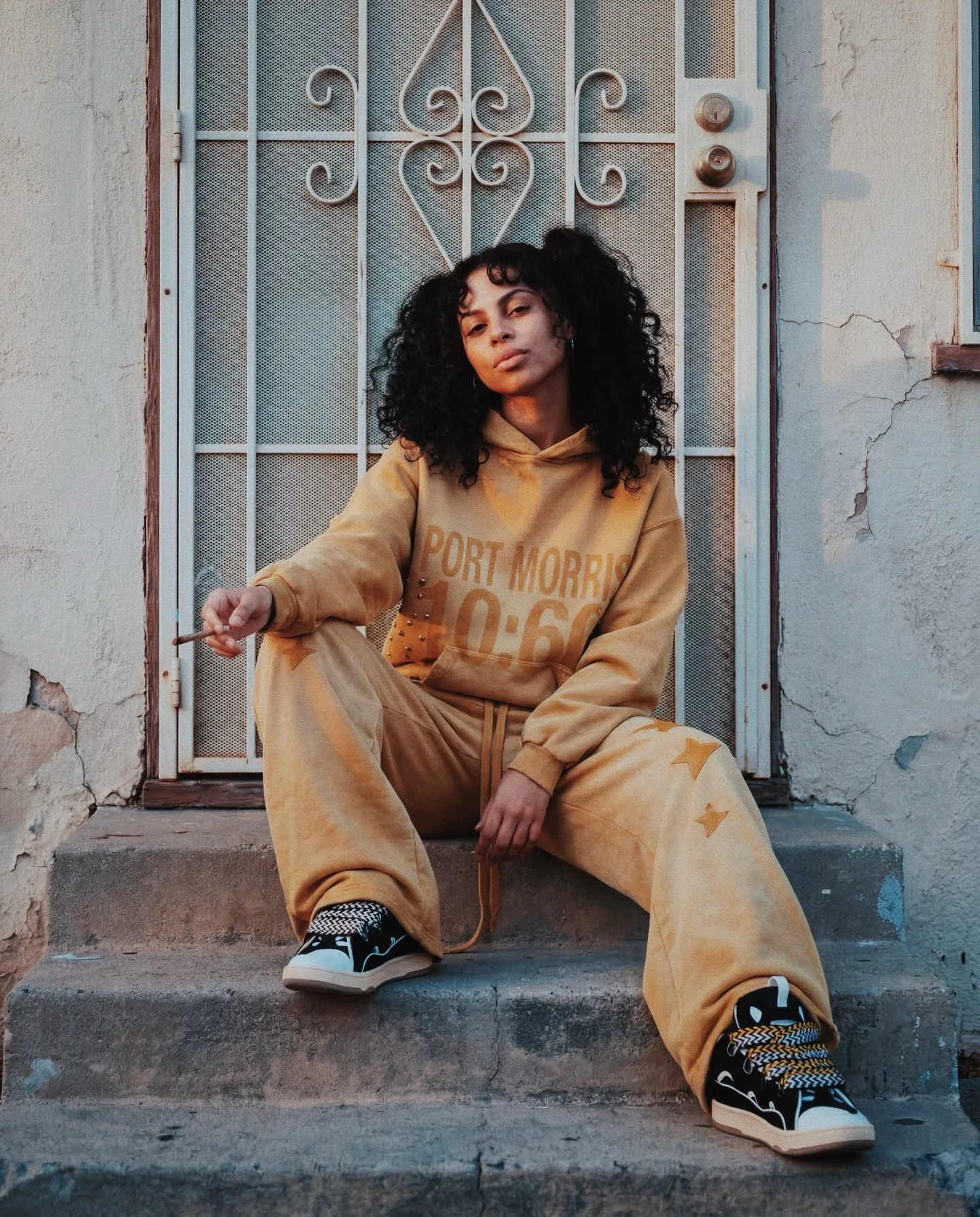 WHENSMOKECLEARS.COM 😮&zwj;💨😮&zwj;💨😮&zwj;💨
.
.
.
.
.
.
#slimedot #streetwear #WSDECADE #ARTROCK #model