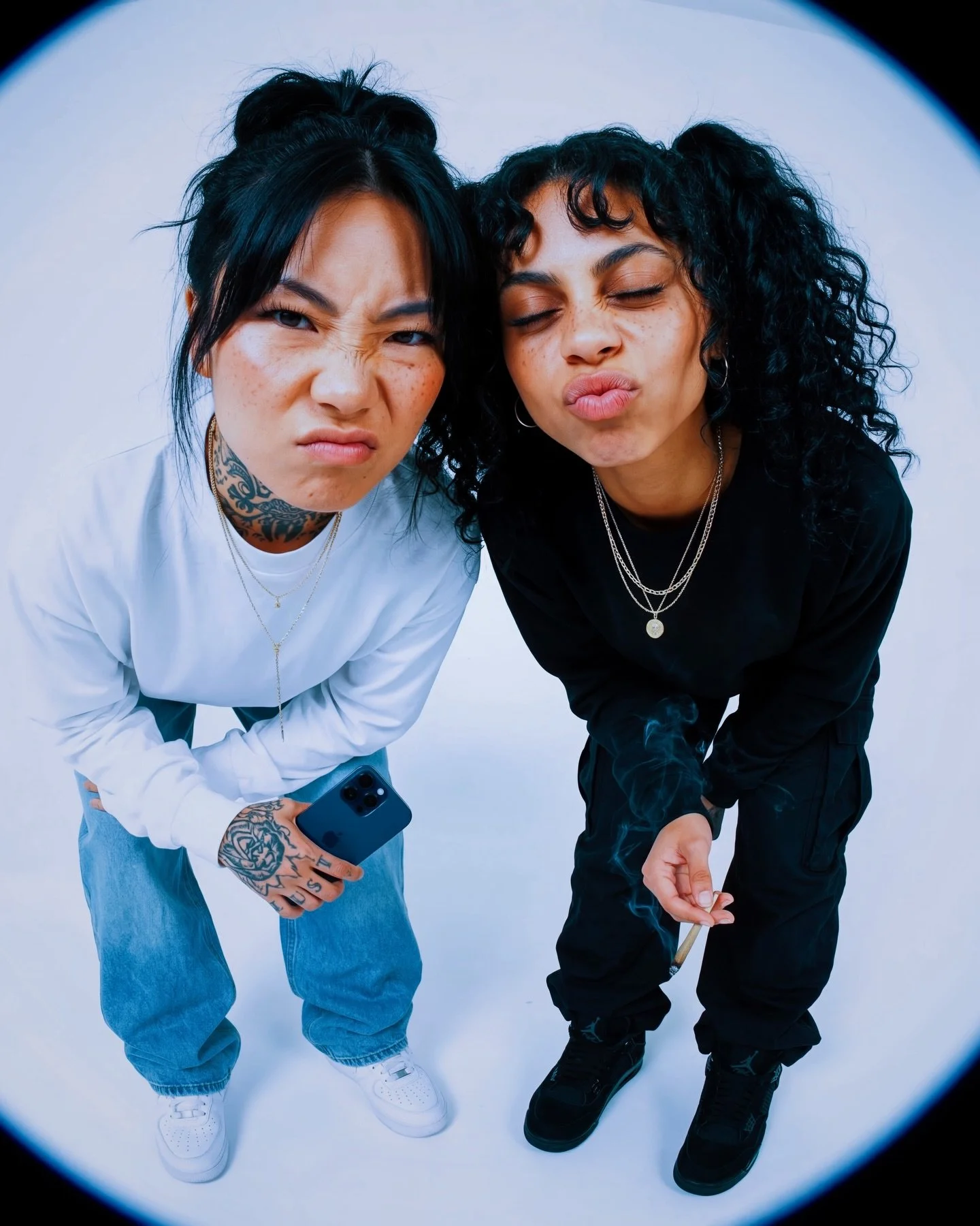 BBLU 🤞 It&rsquo;s a scary sight 👀
.
.
.
.
.
.
#slimedot #reynajoy #streetwear #aiartist #buddycop