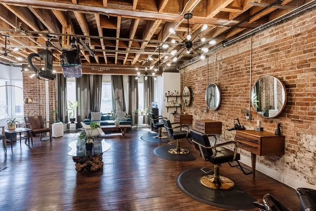 Salon Sycamore