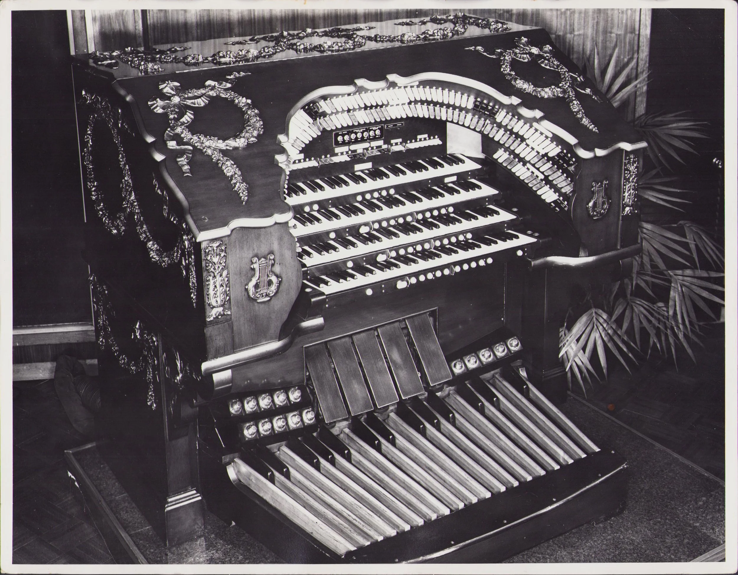 It was closed in 1963 and the Wurlitzer organ was removed from the theatre prior to its demolition in 1964, and was installed in a private residence in Thurmont, MD. In 2023 it was being installed in a private residence in southwest United States. Al