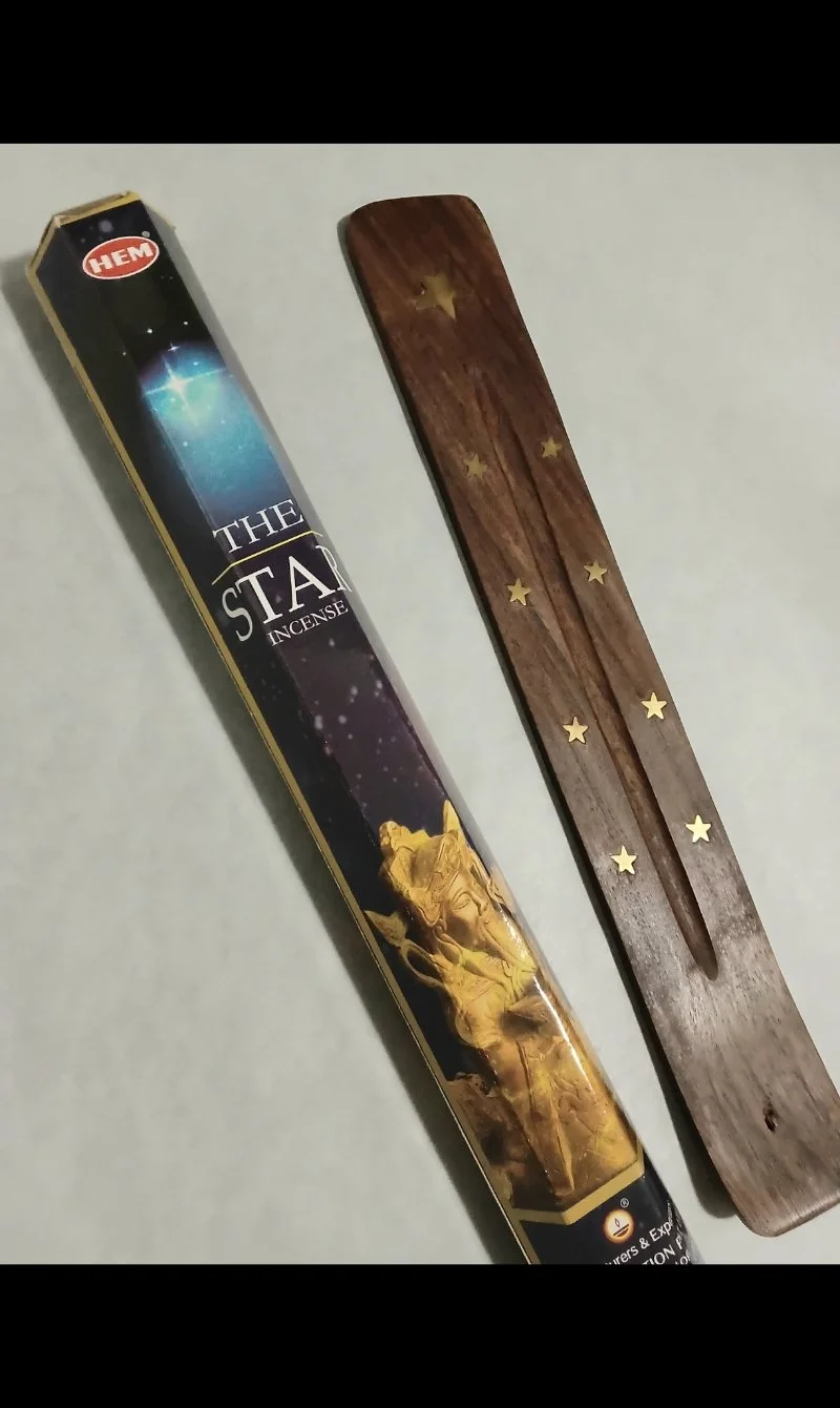 GIFT SET • HEM The Star (20 PK) Incense Sticks + Star Decorated Incense Holder