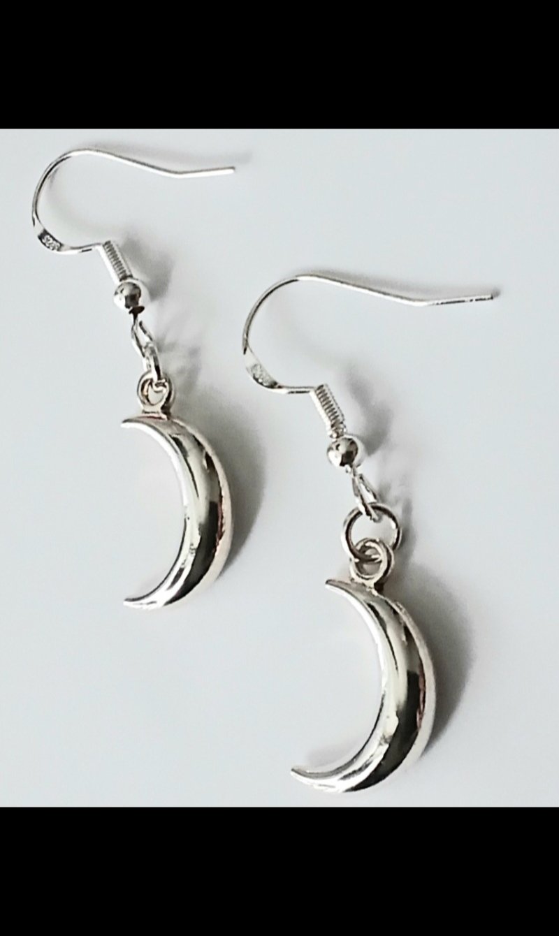 1 Pair • Silver Crescent Moon Drop Earrings  925P Ear Wires