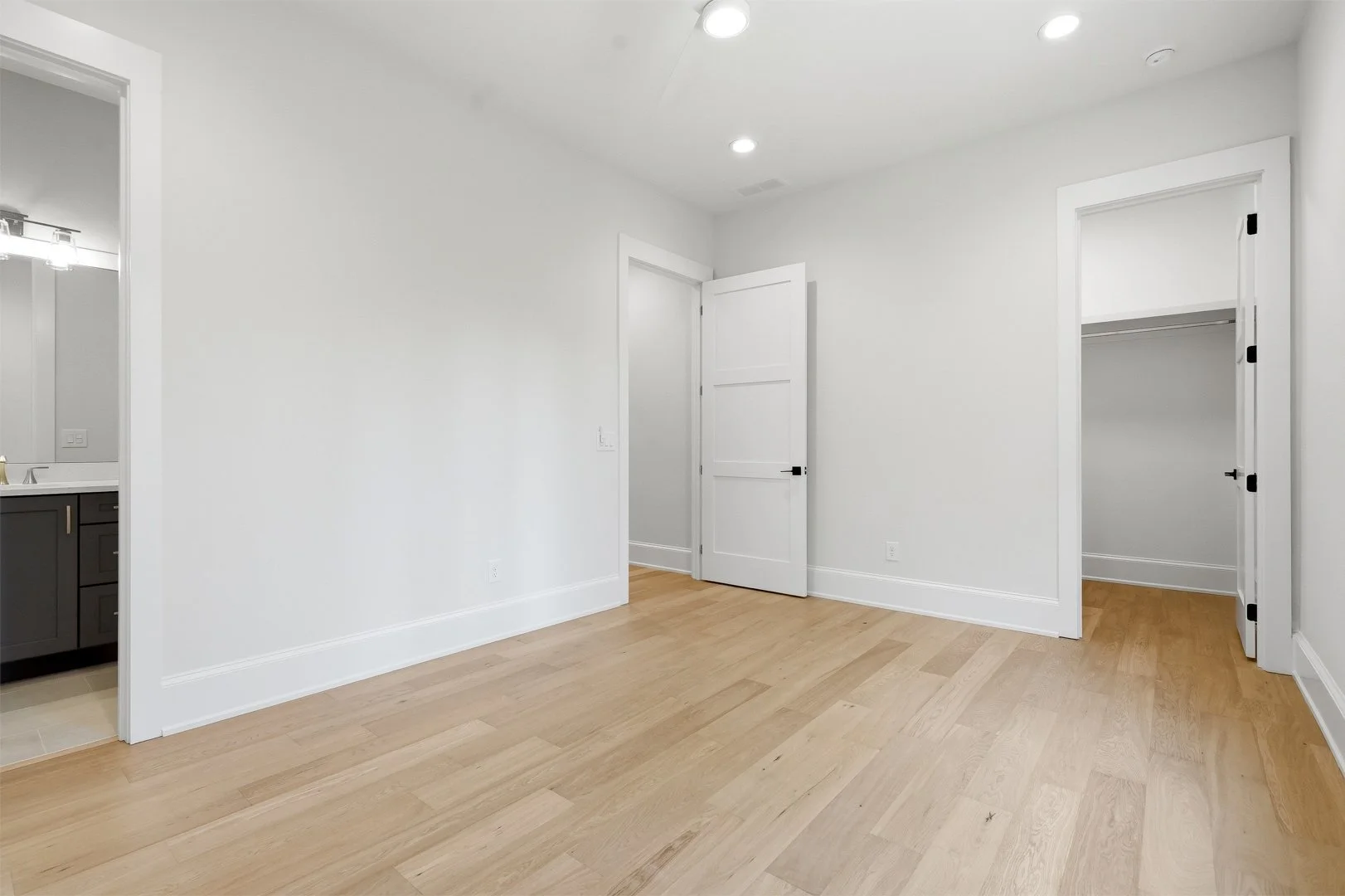 41-041 - 275 Heatherton Way Milton GA.jpg