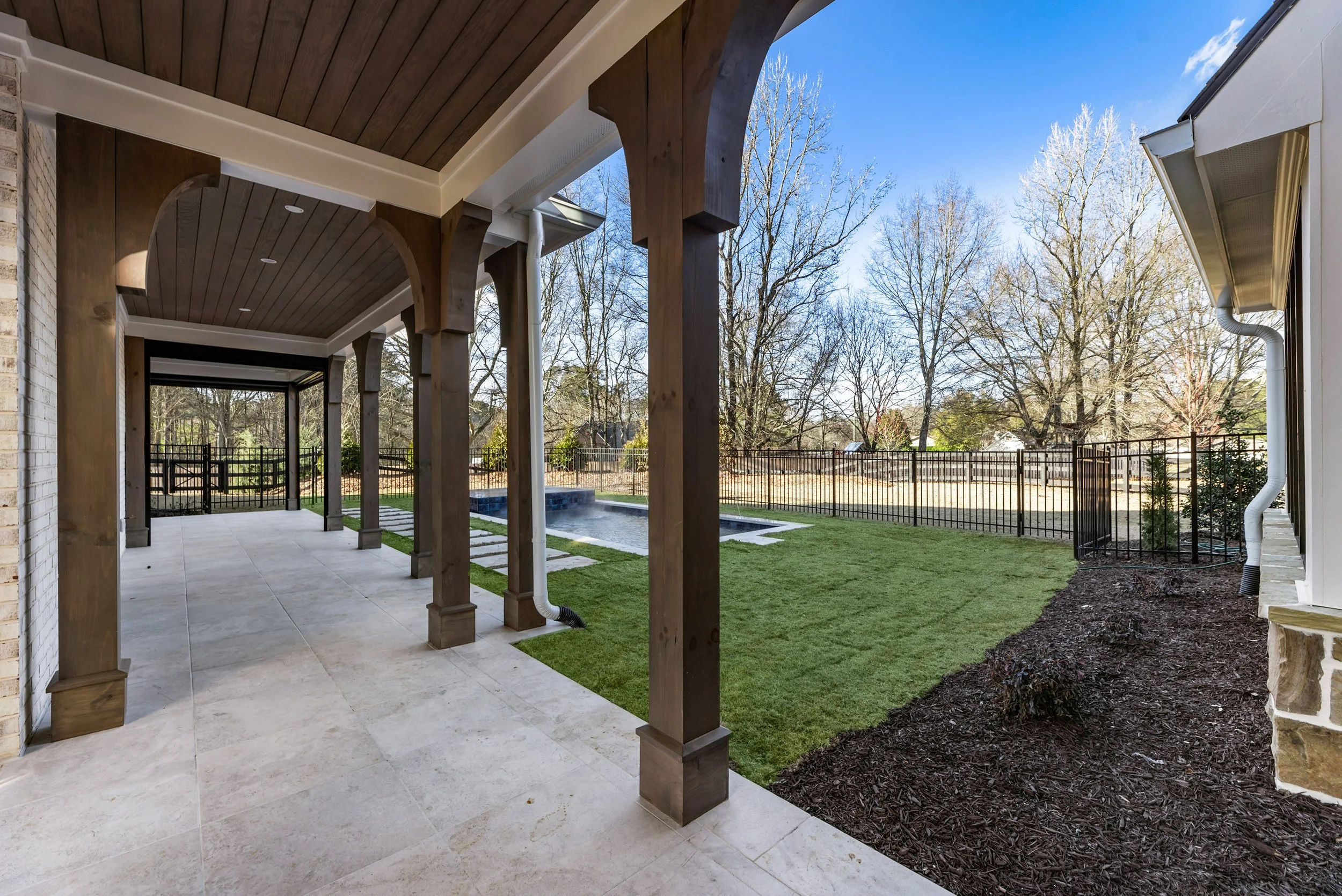 063_175 Heatherton Wy.jpg