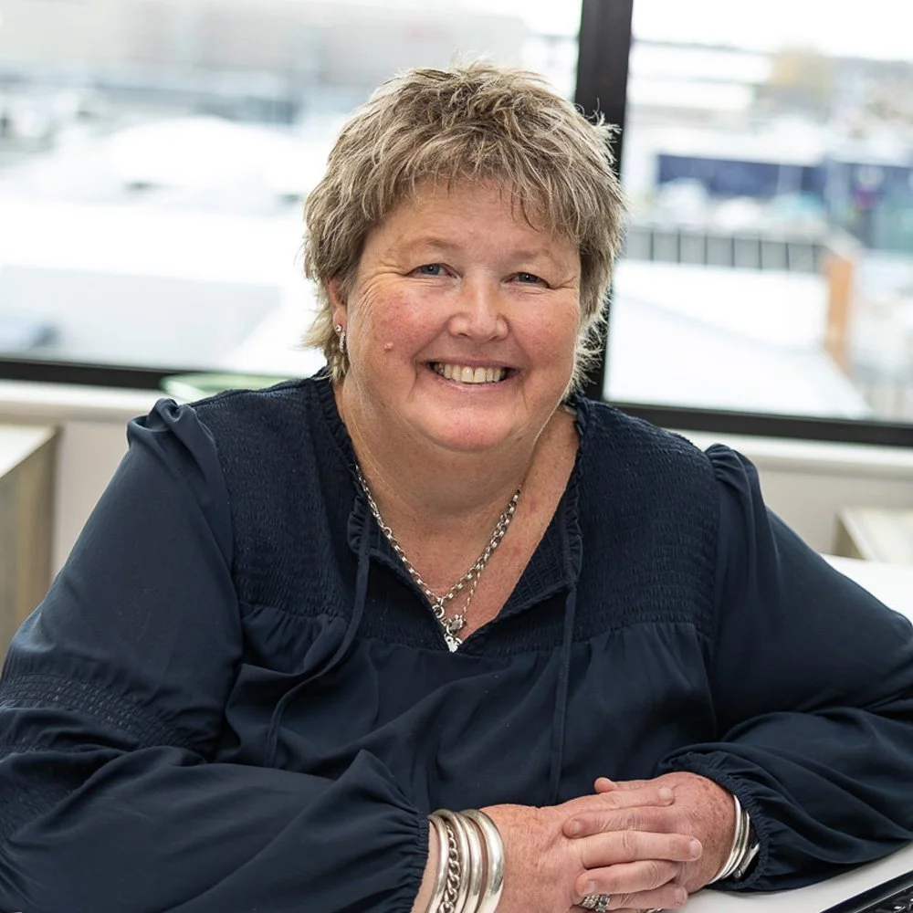 Michelle Jones. Accountant at Alexanders accountants.