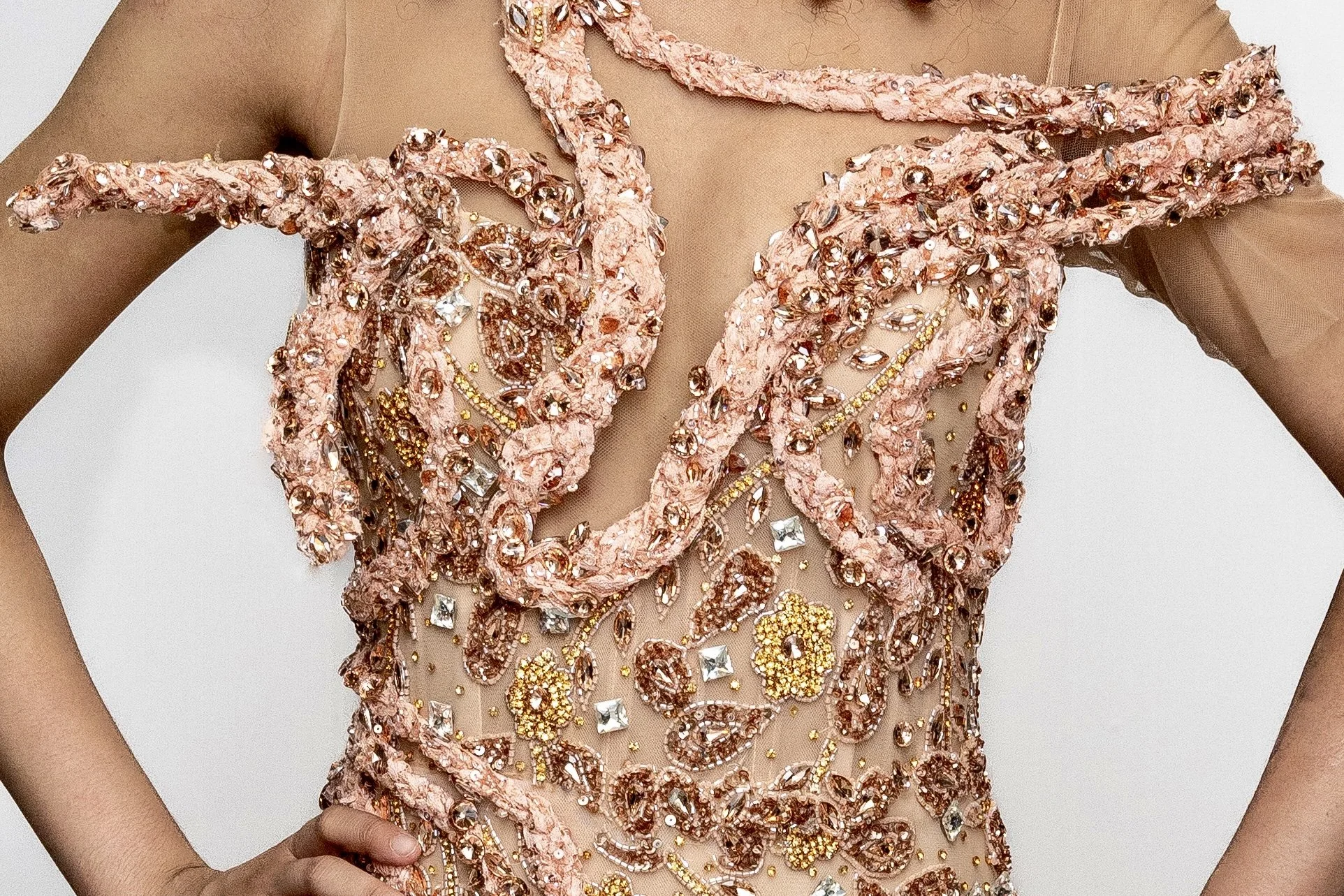 Tan_Front_closeup.jpg