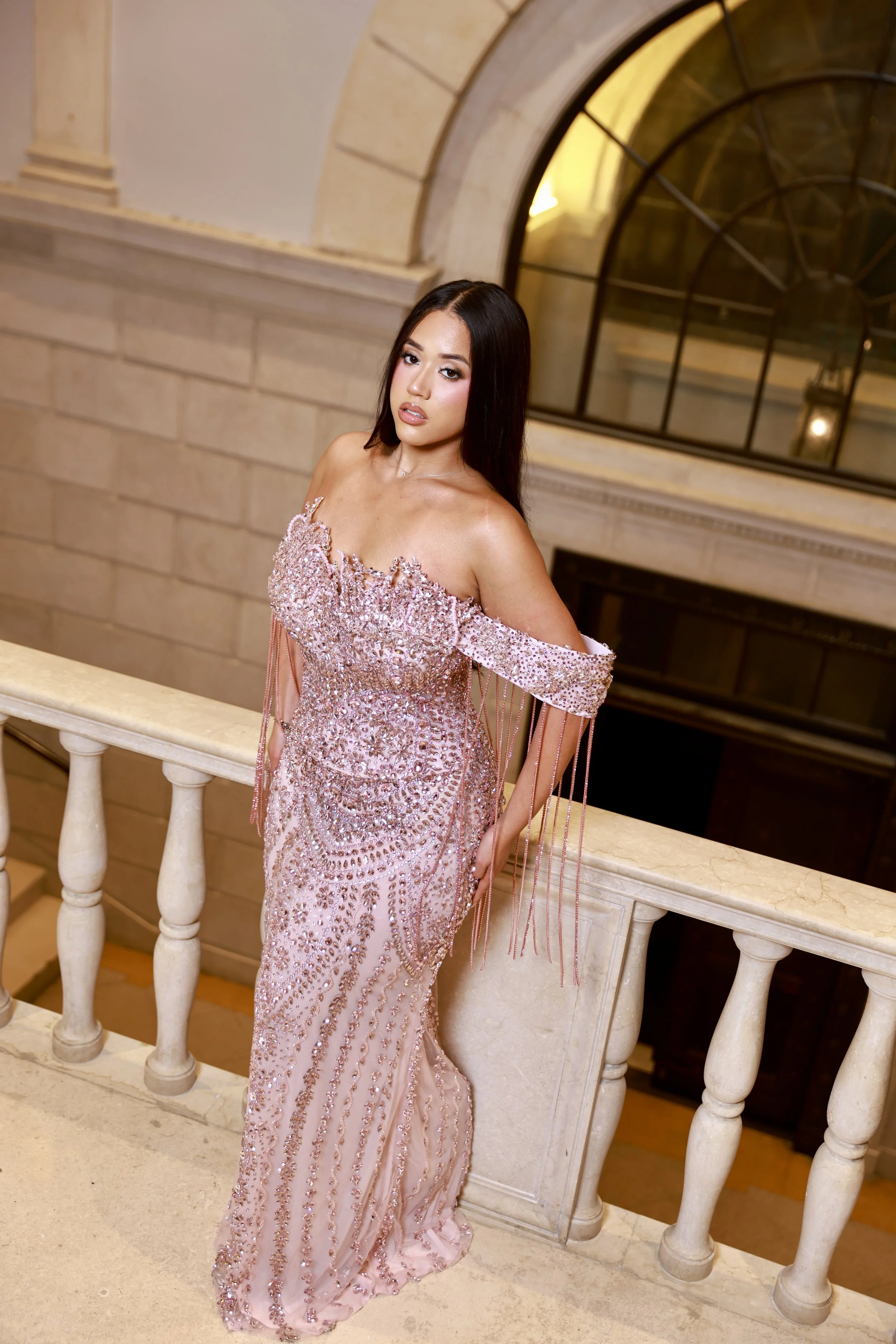 Lilly_Front_glam4.jpg