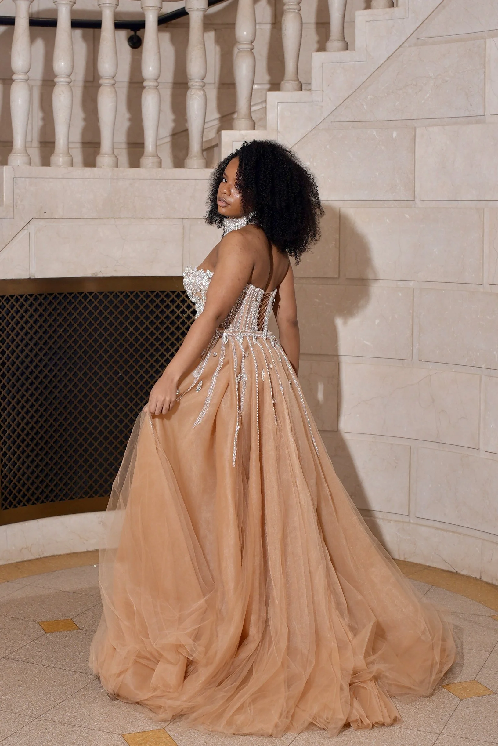 Gold_Glam_Back2.jpg
