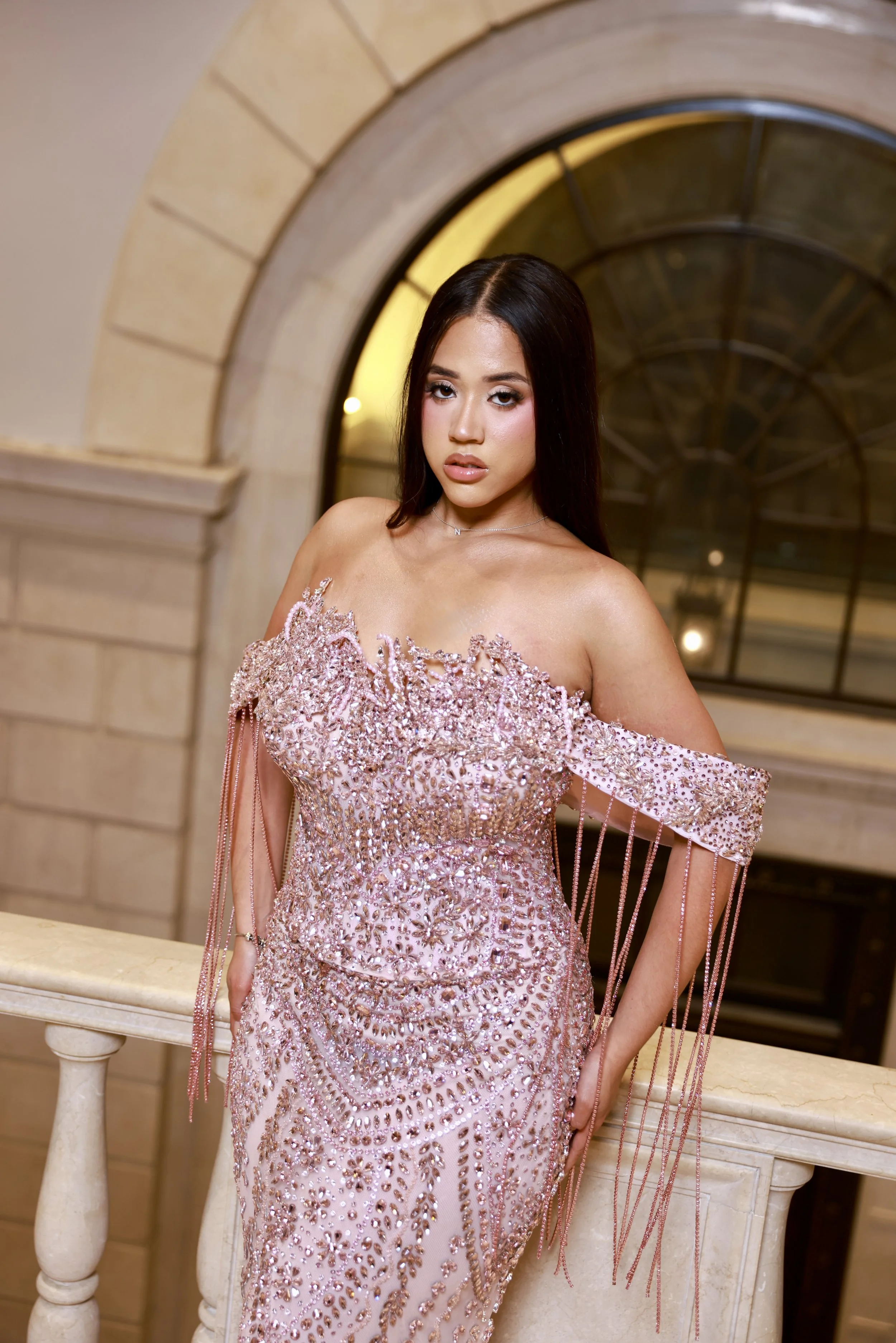 Lilly_Front_glamClose1.jpg