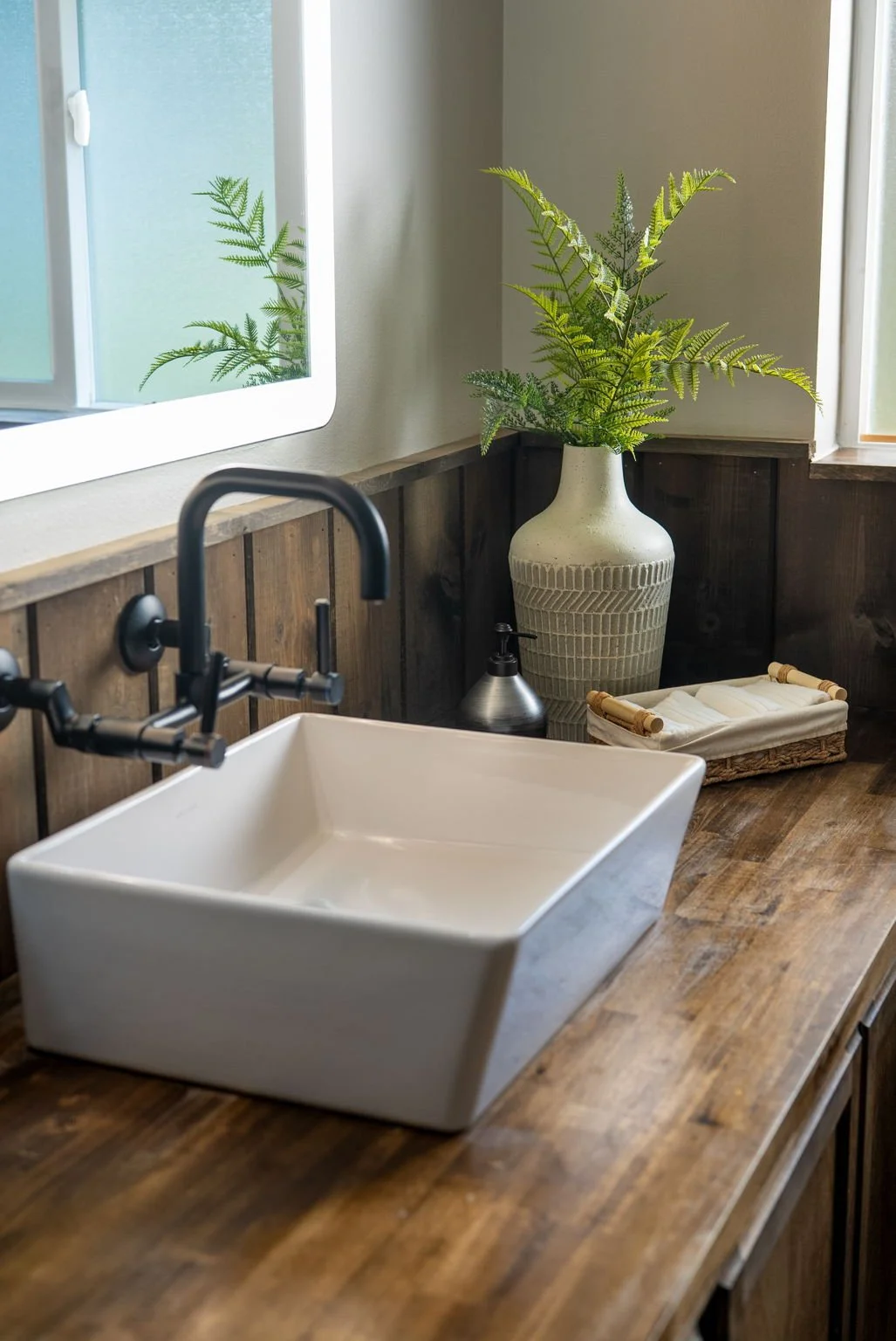 5-web-or-mls-Barnwood-121-FordsCrossing-005.jpg