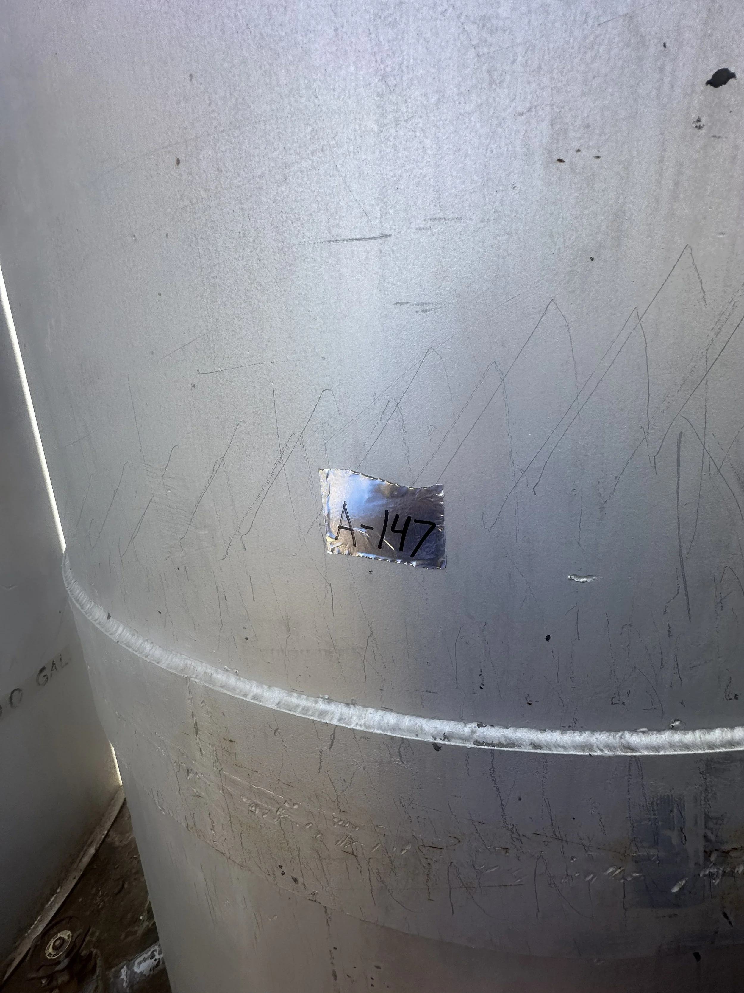 A147 2026 3,000 gallons oil tank