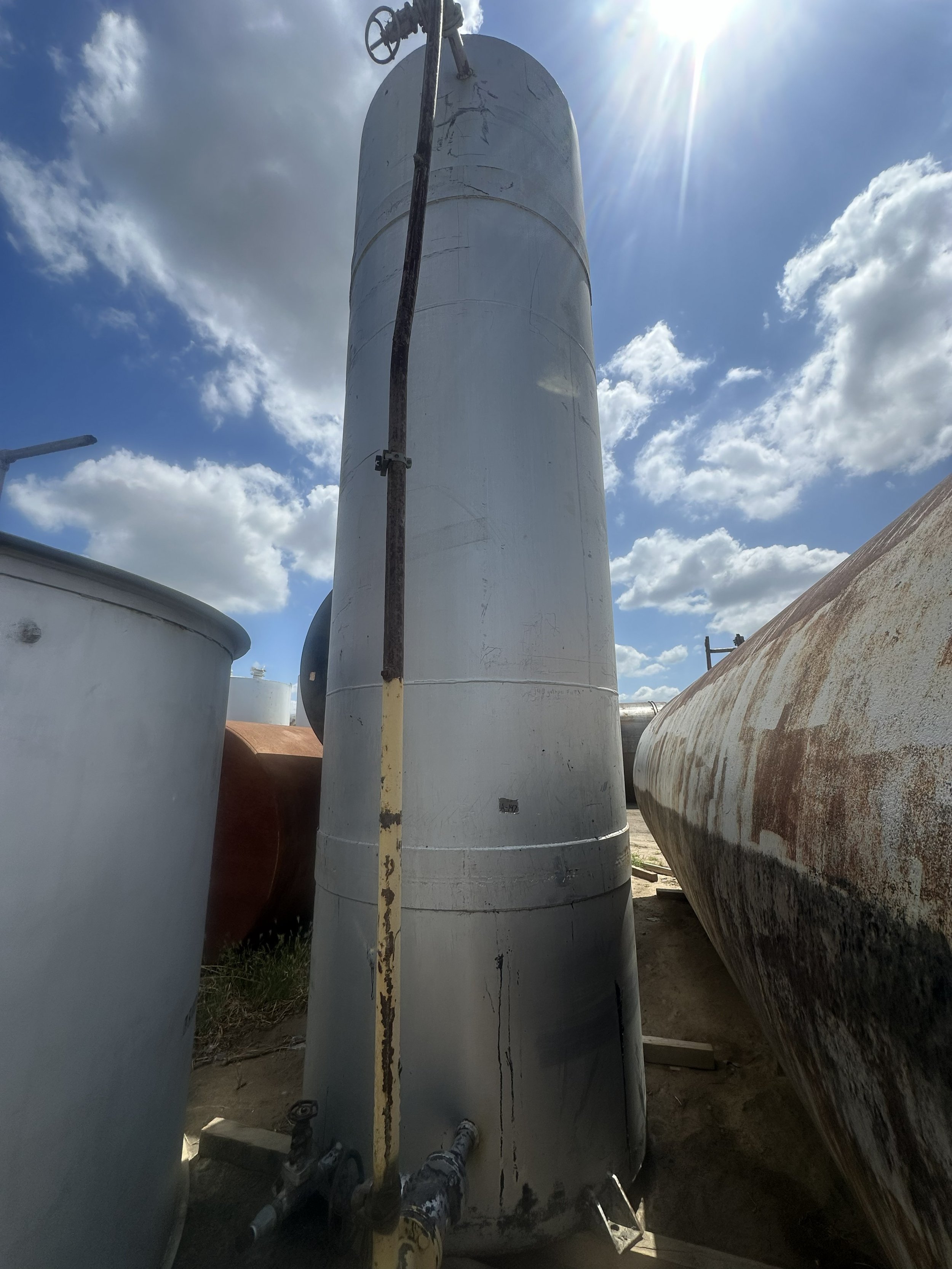 A147 2026 3,000 gallons oil tank