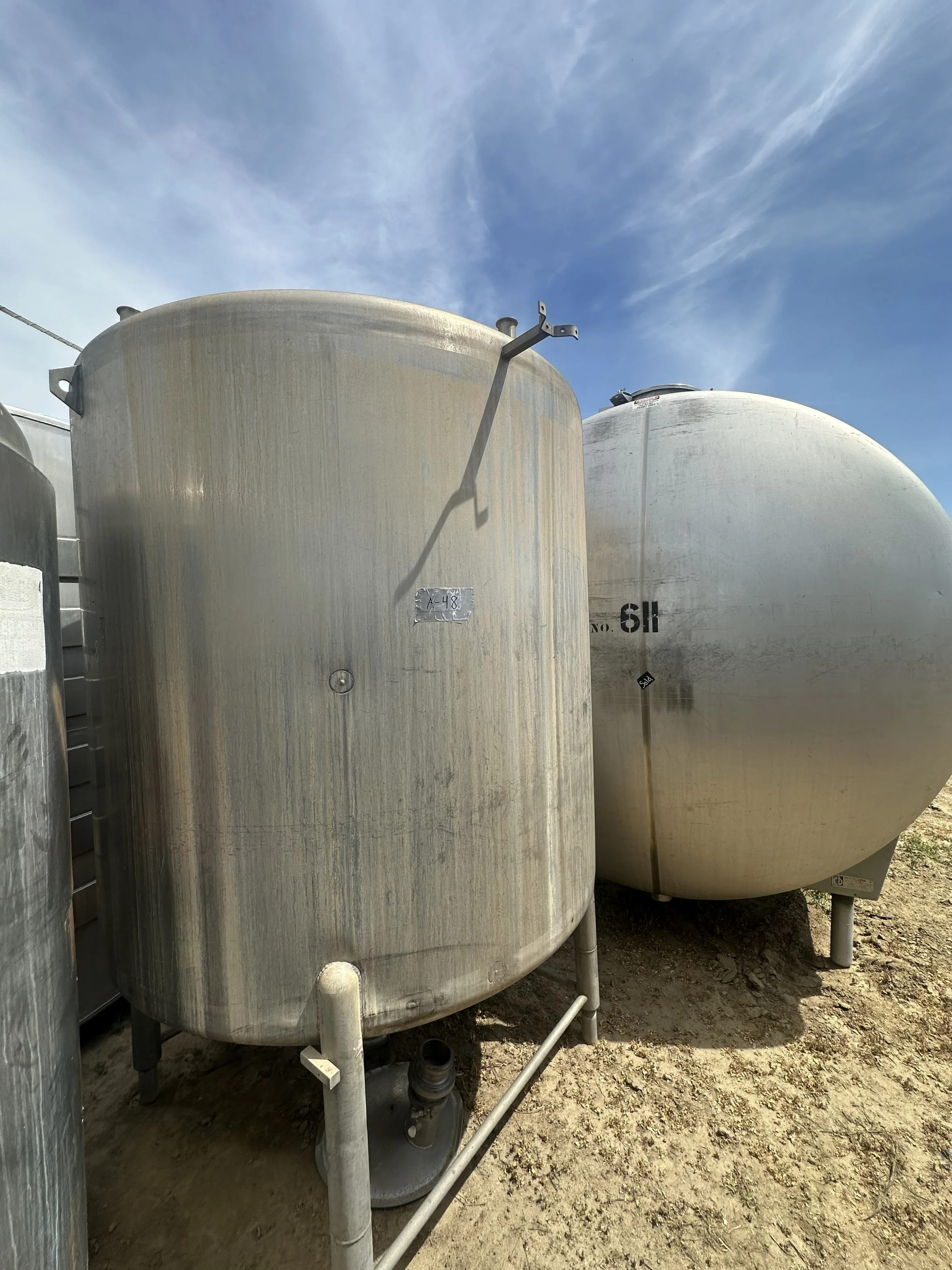 A48 2026 stainless 1,000 gallons chemical tank