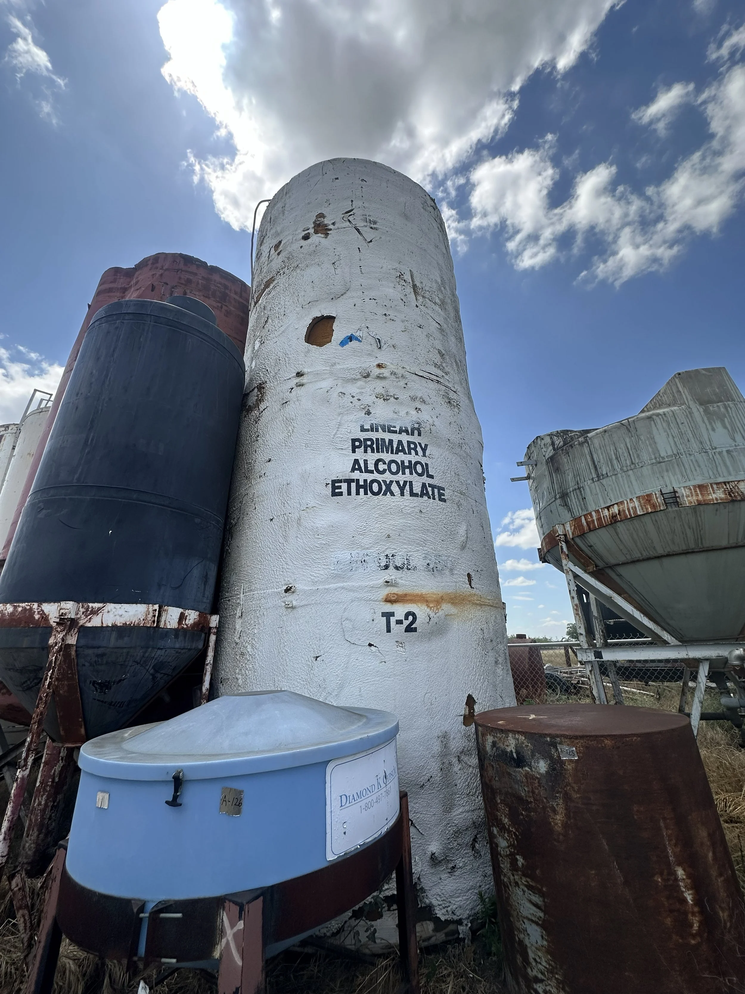 A127 2026 12,000 gallon fiberglass tank with foam