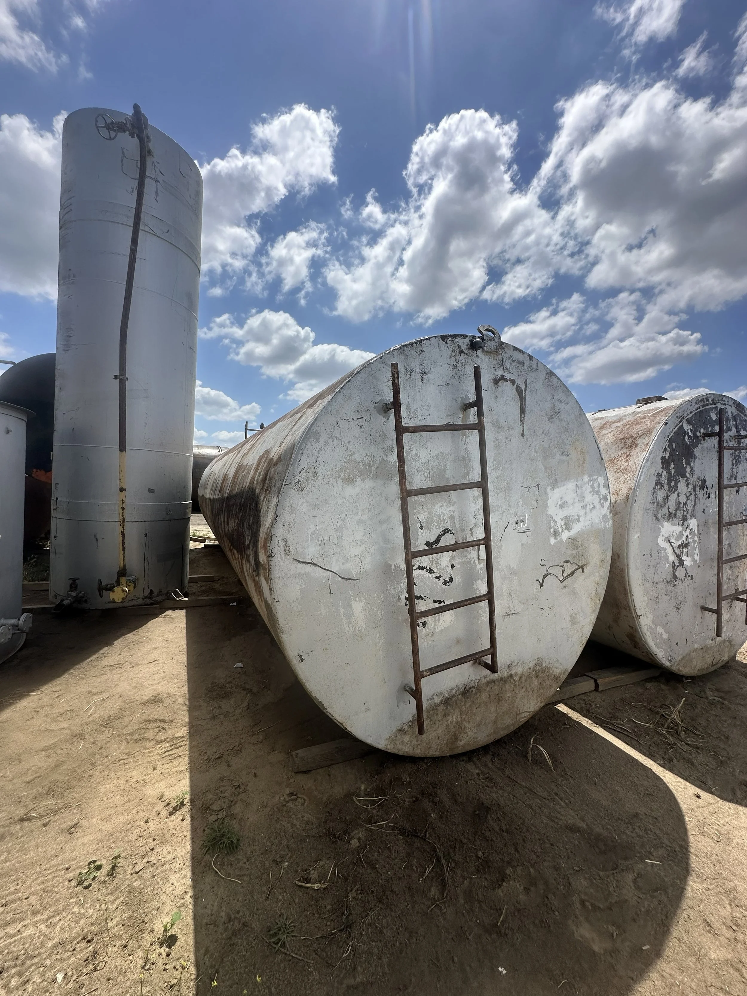 A142 2026 10,000 gallons 8' x 28' diesel tank