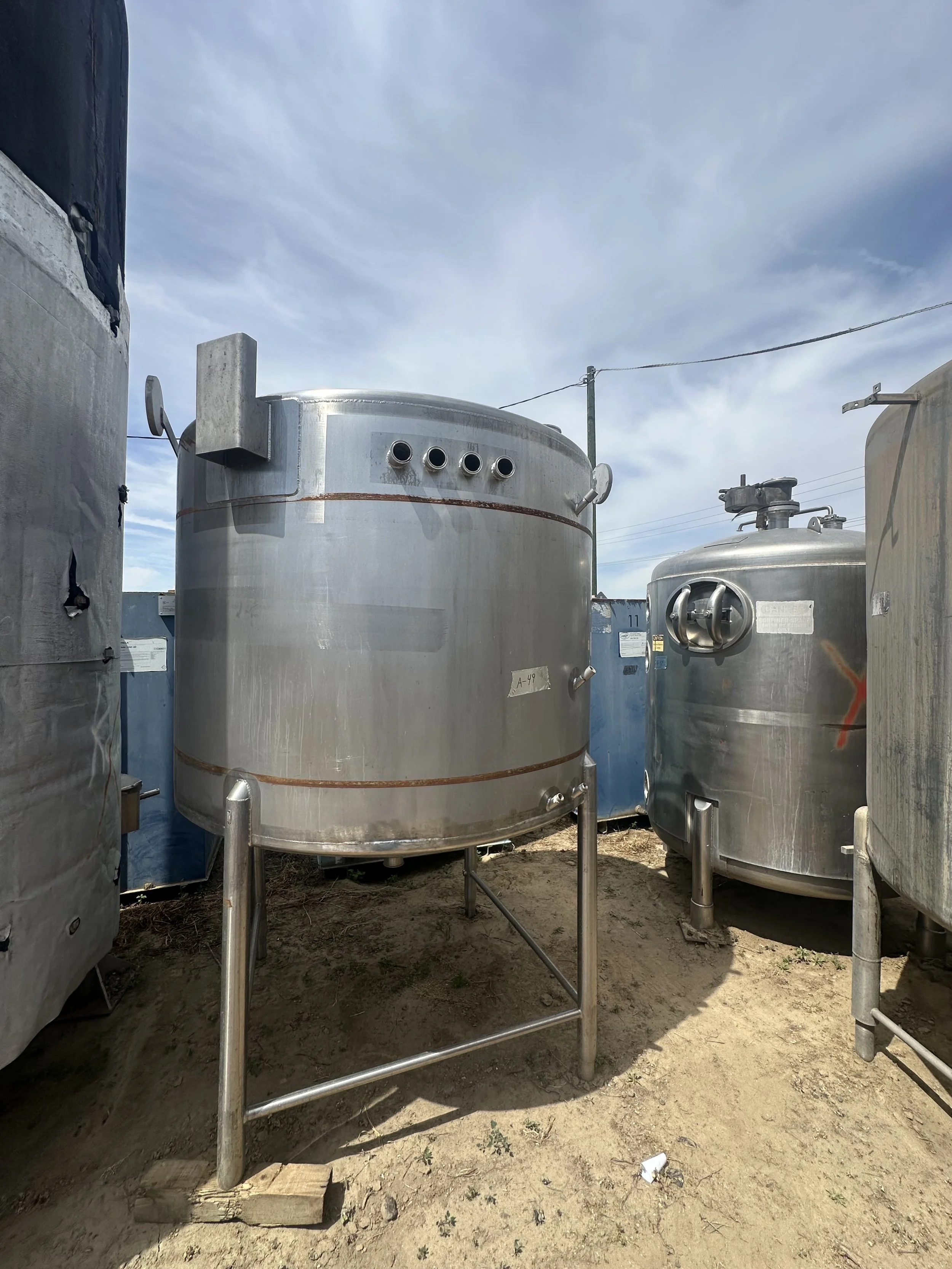 A48 2026: 500 gallon stainless steel food process tank, never used, brand new, coned bottom on legs.