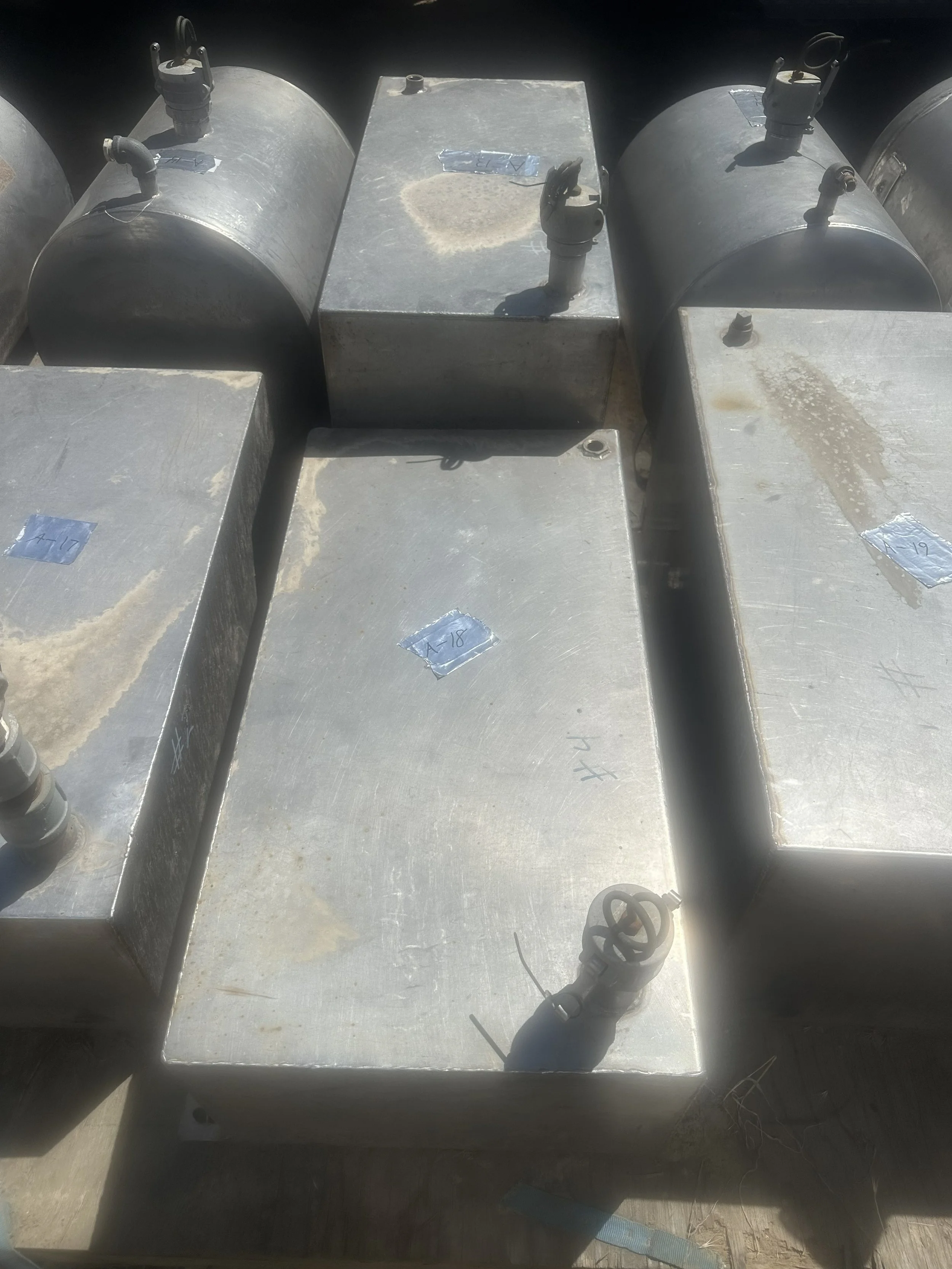 A18 2026 small square stainless steel tank