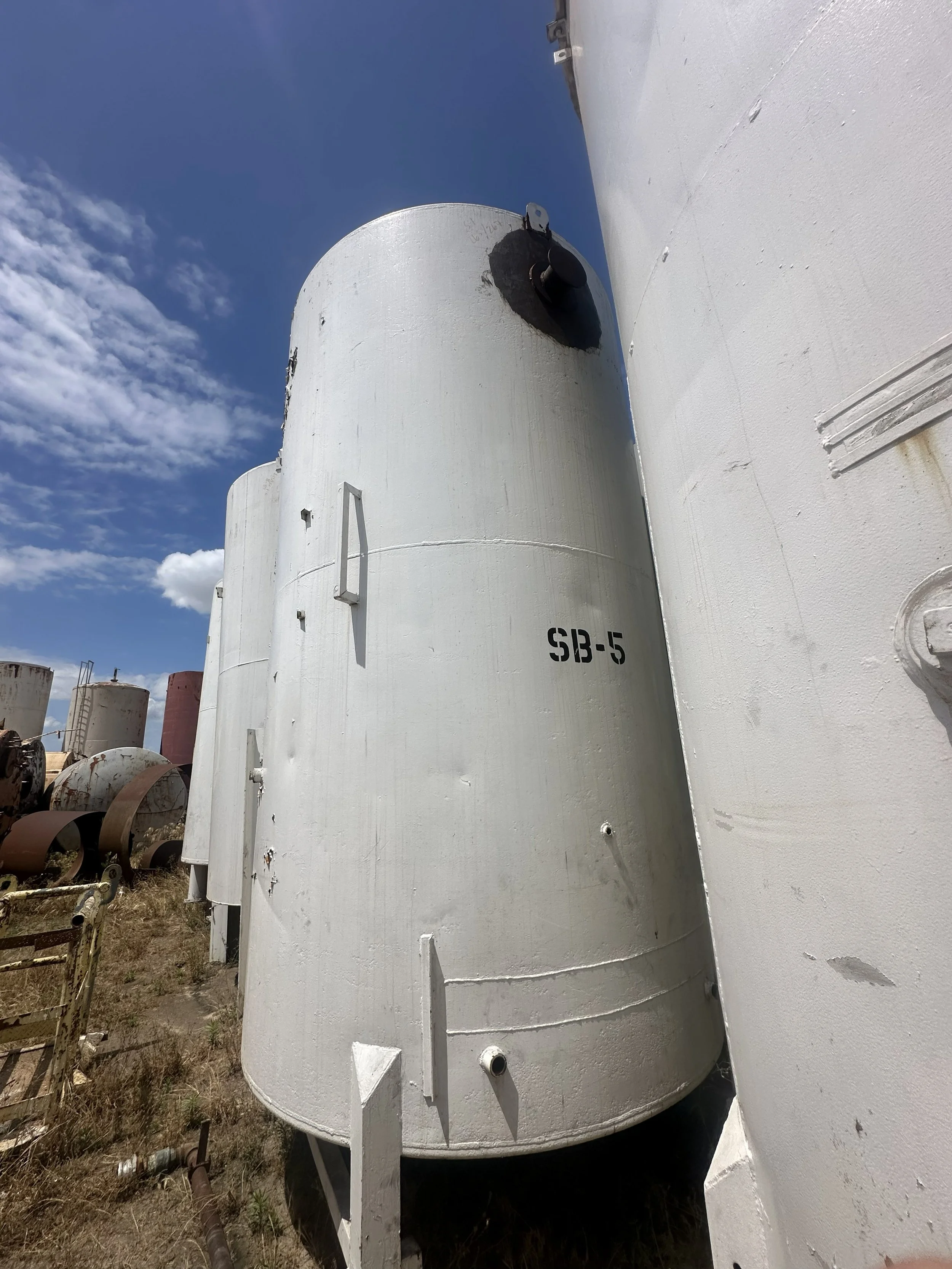 A104 2026 5000 gallon lube/oil tank
